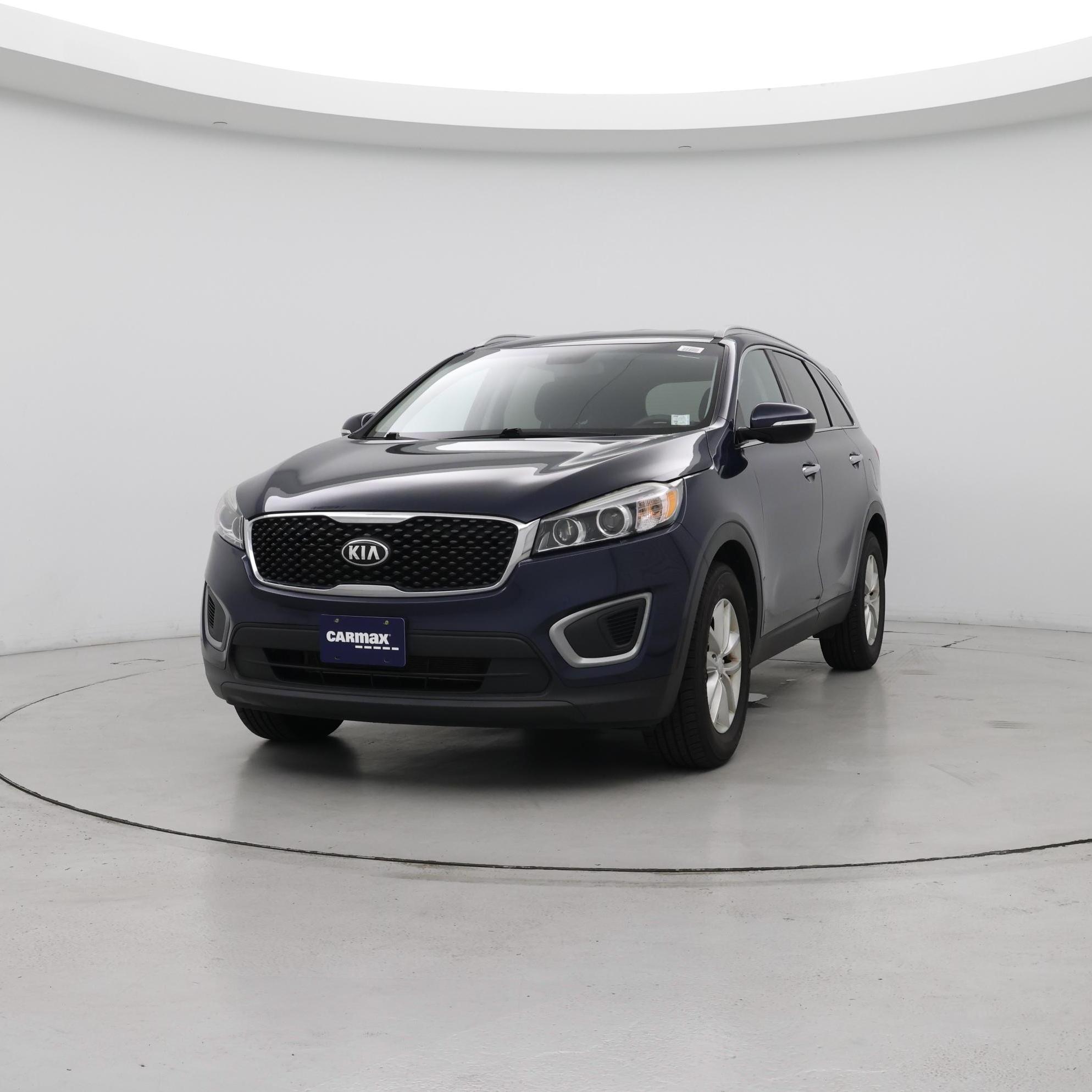 Thumbnail: 2016 Kia Sorento - 4