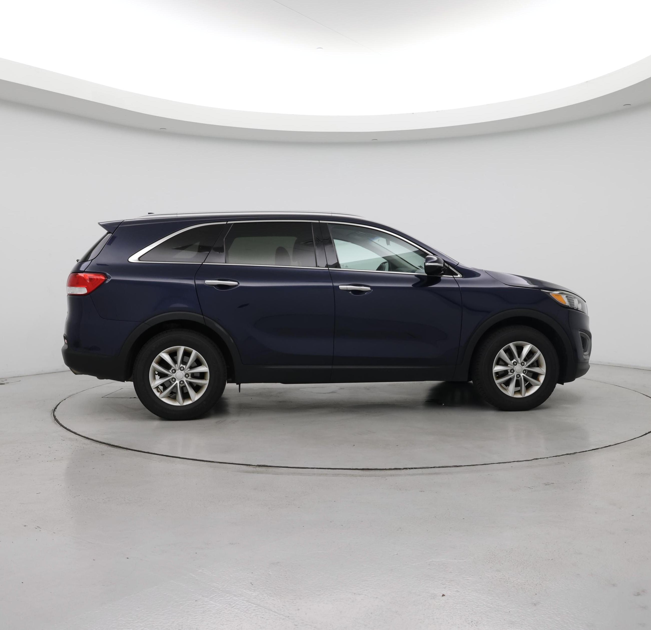 Thumbnail: 2016 Kia Sorento - 7
