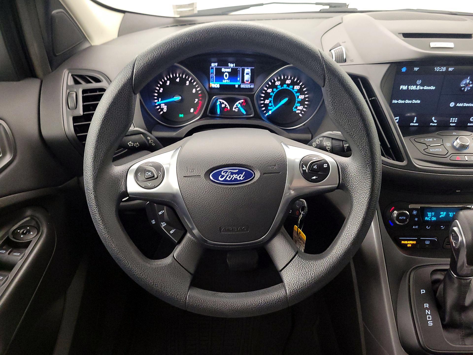Thumbnail: 2016 Ford Escape - 10