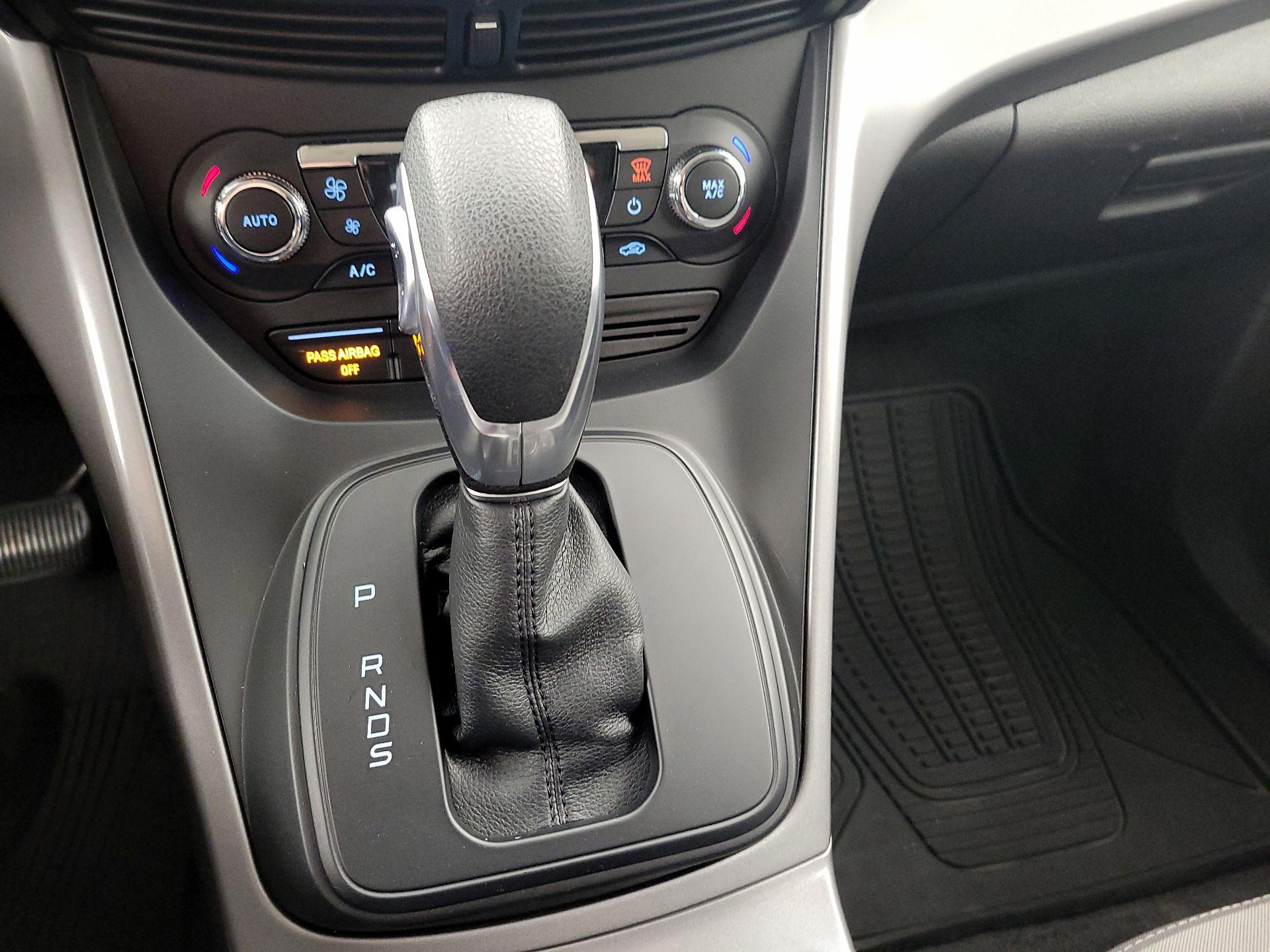 Thumbnail: 2016 Ford Escape - 17