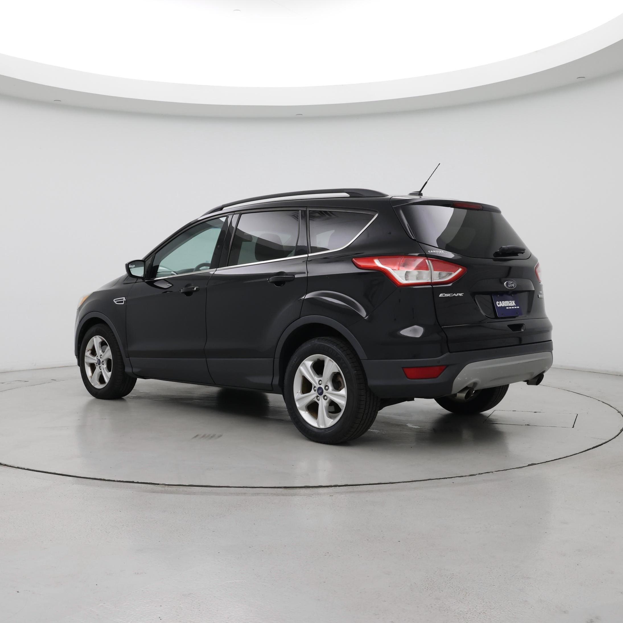 Thumbnail: 2016 Ford Escape - 2