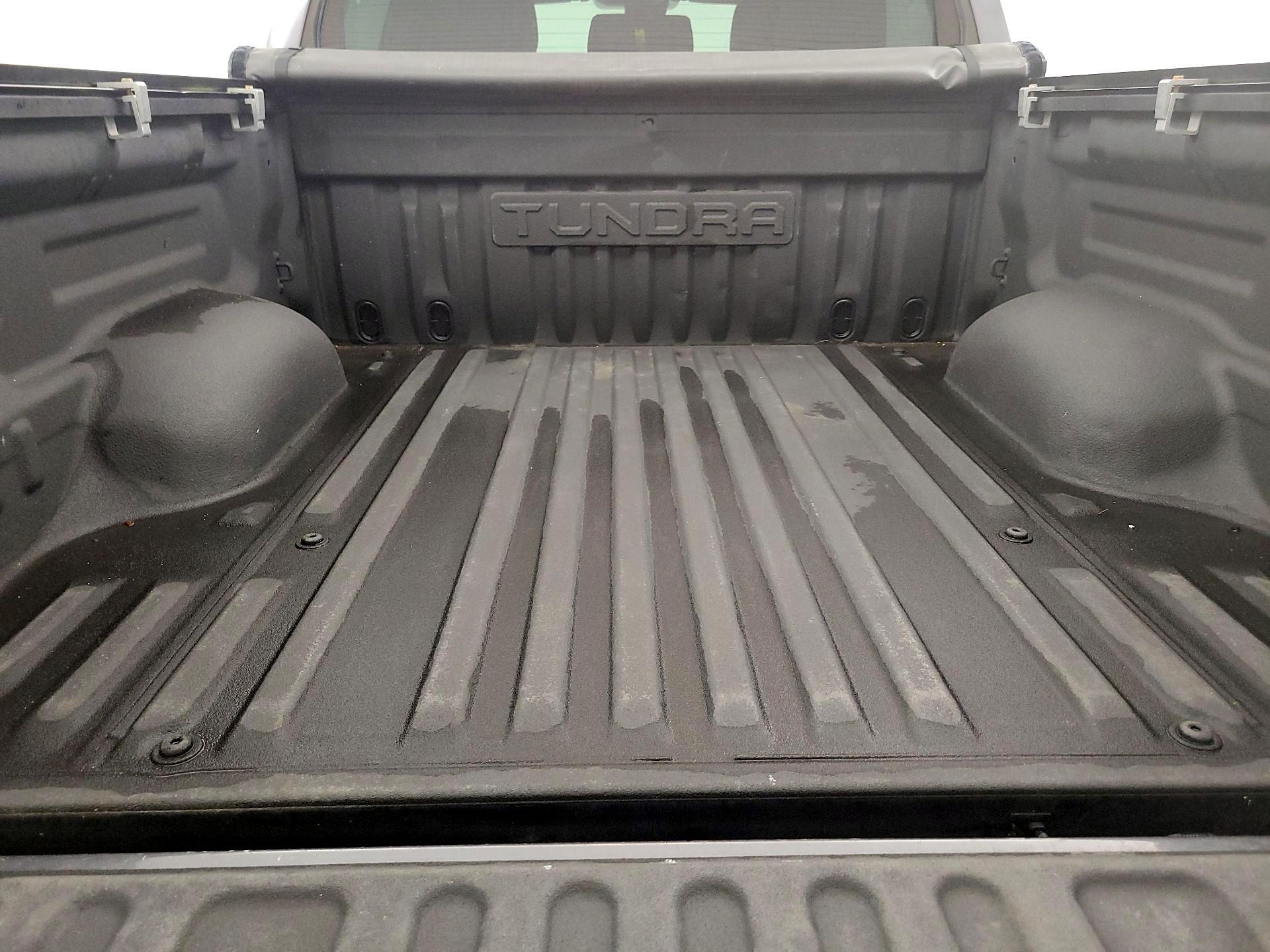 Thumbnail: 2021 Toyota Tundra - 20