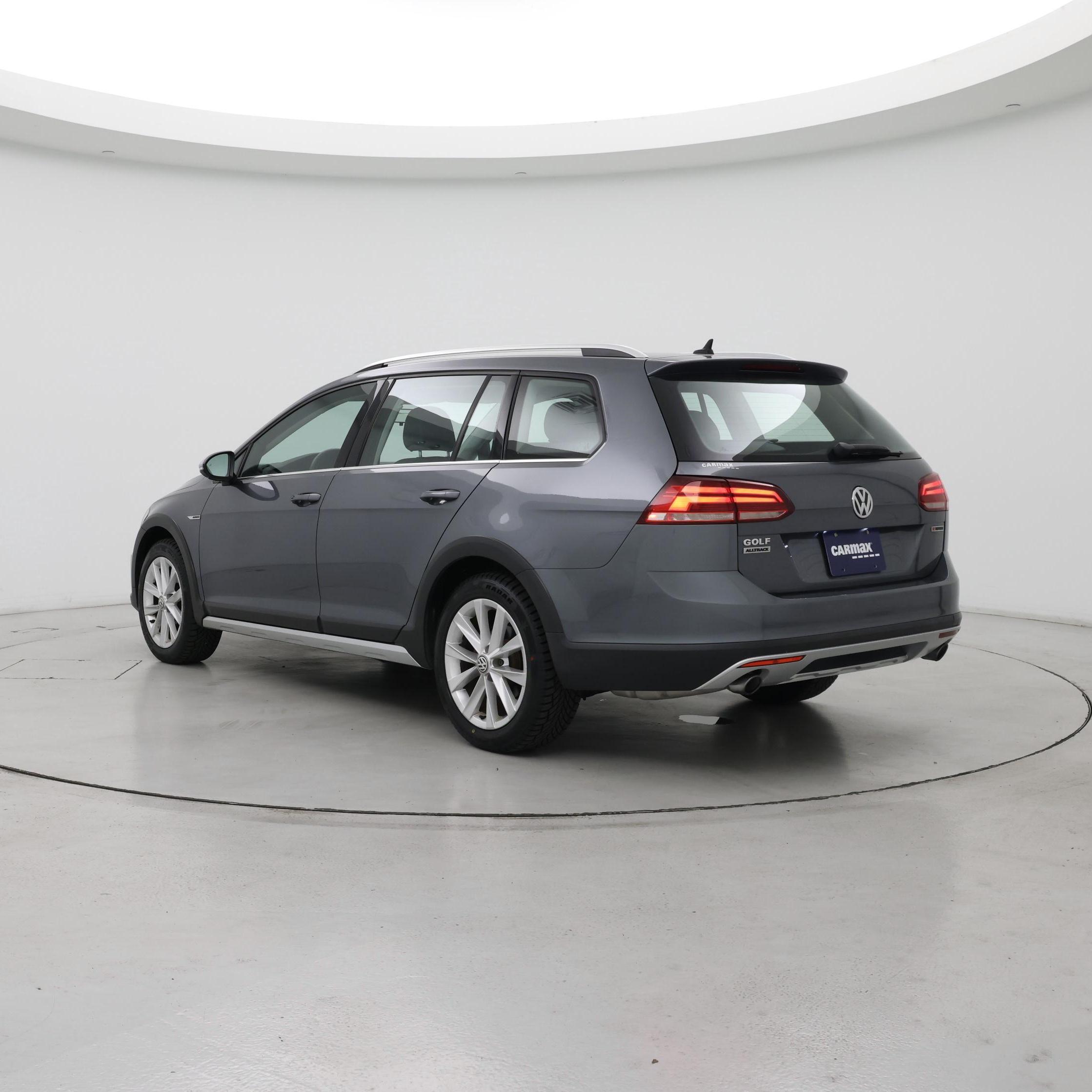 Thumbnail: 2019 Volkswagen Golf - 2