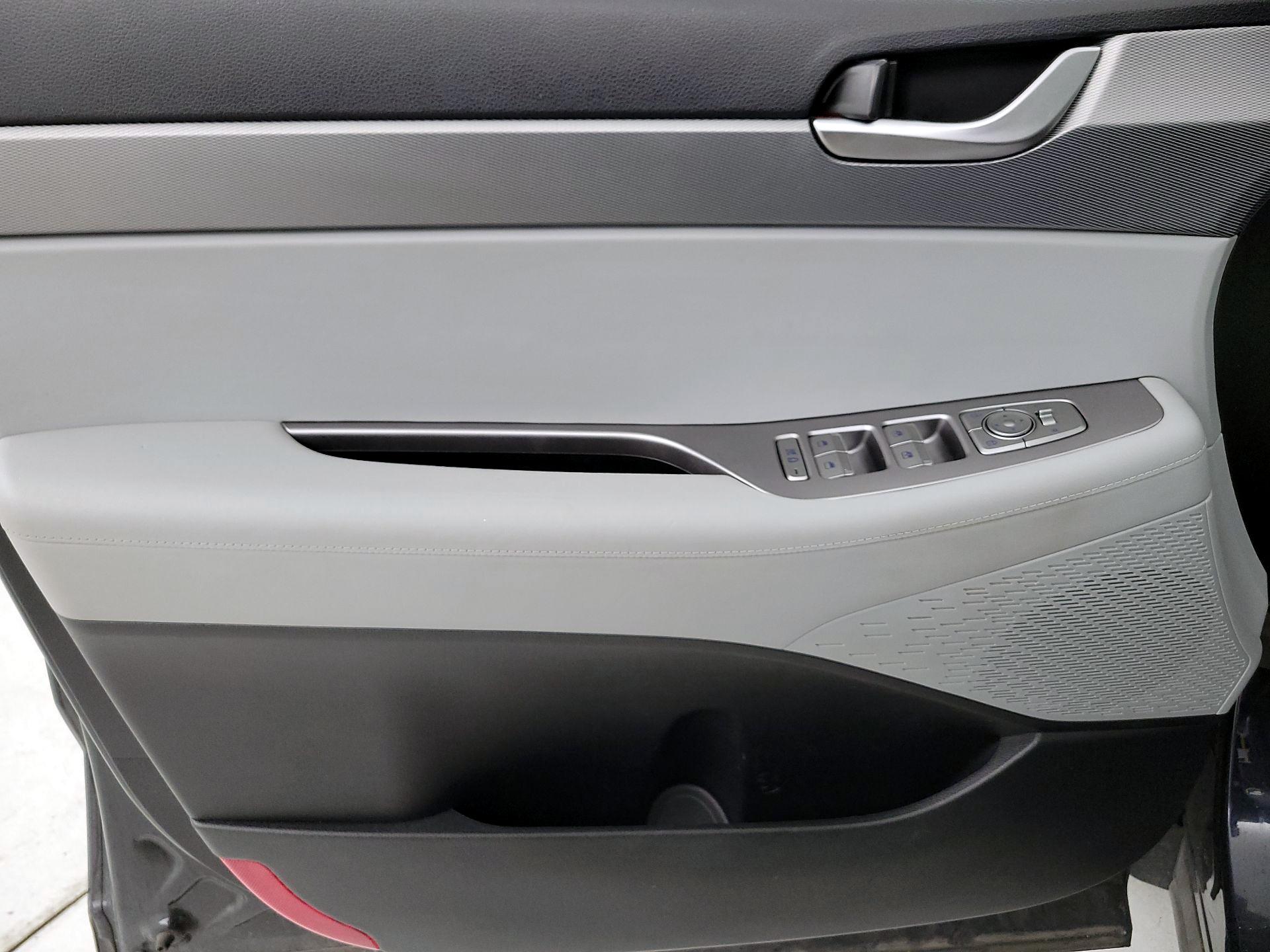 Thumbnail: 2020 Hyundai Palisade - 12