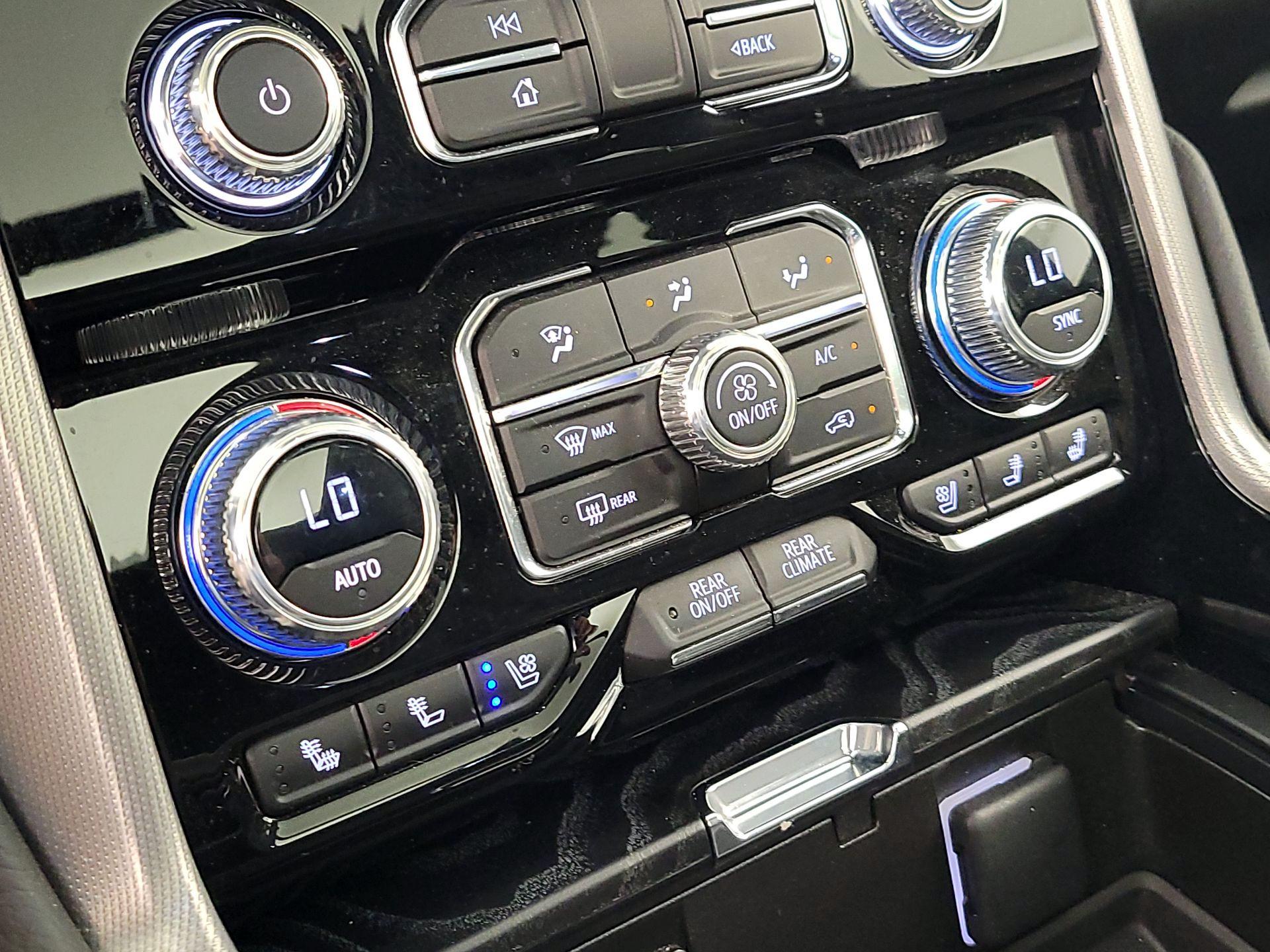 Thumbnail: 2023 GMC Yukon - 16