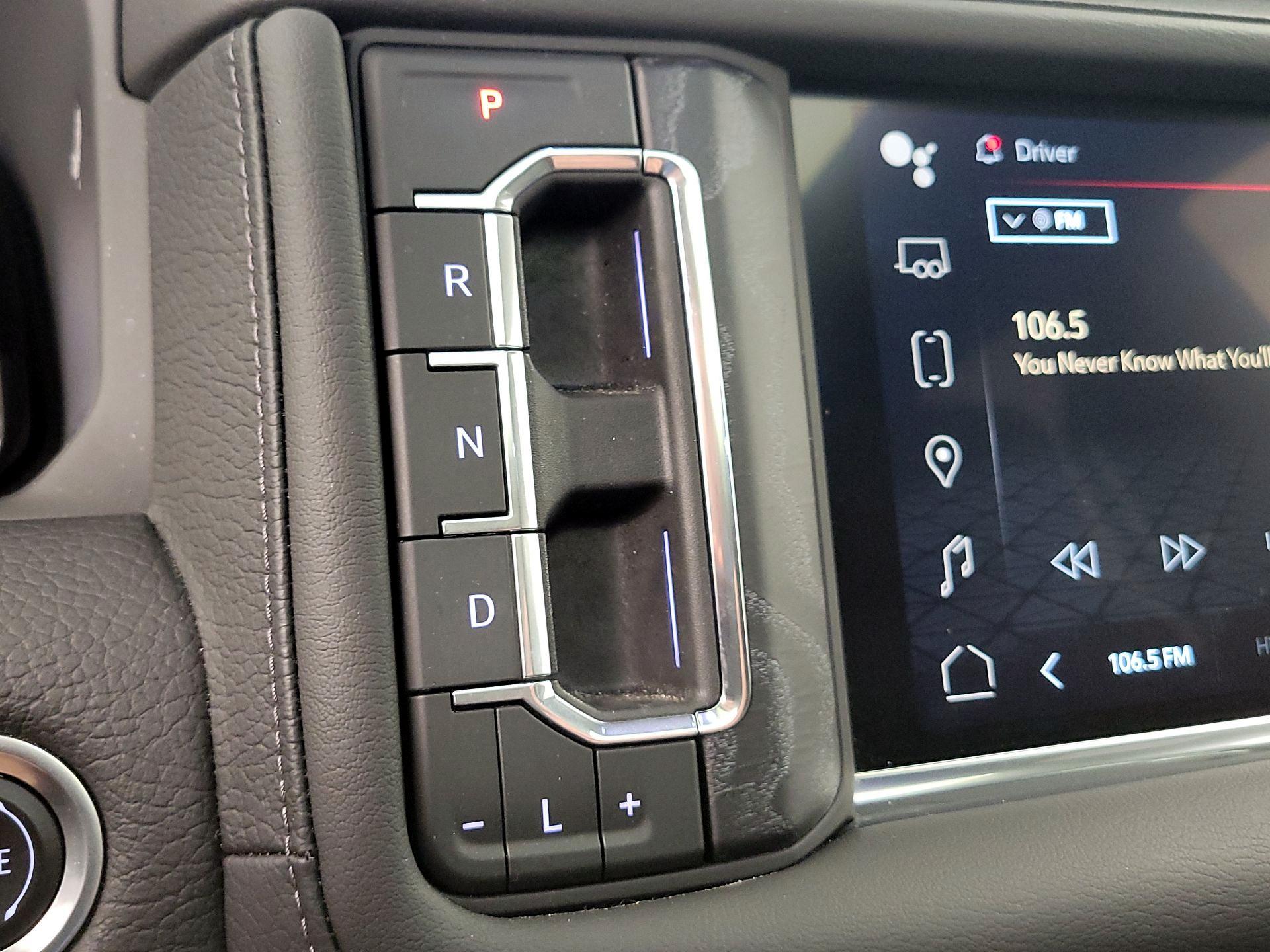 Thumbnail: 2023 GMC Yukon - 17