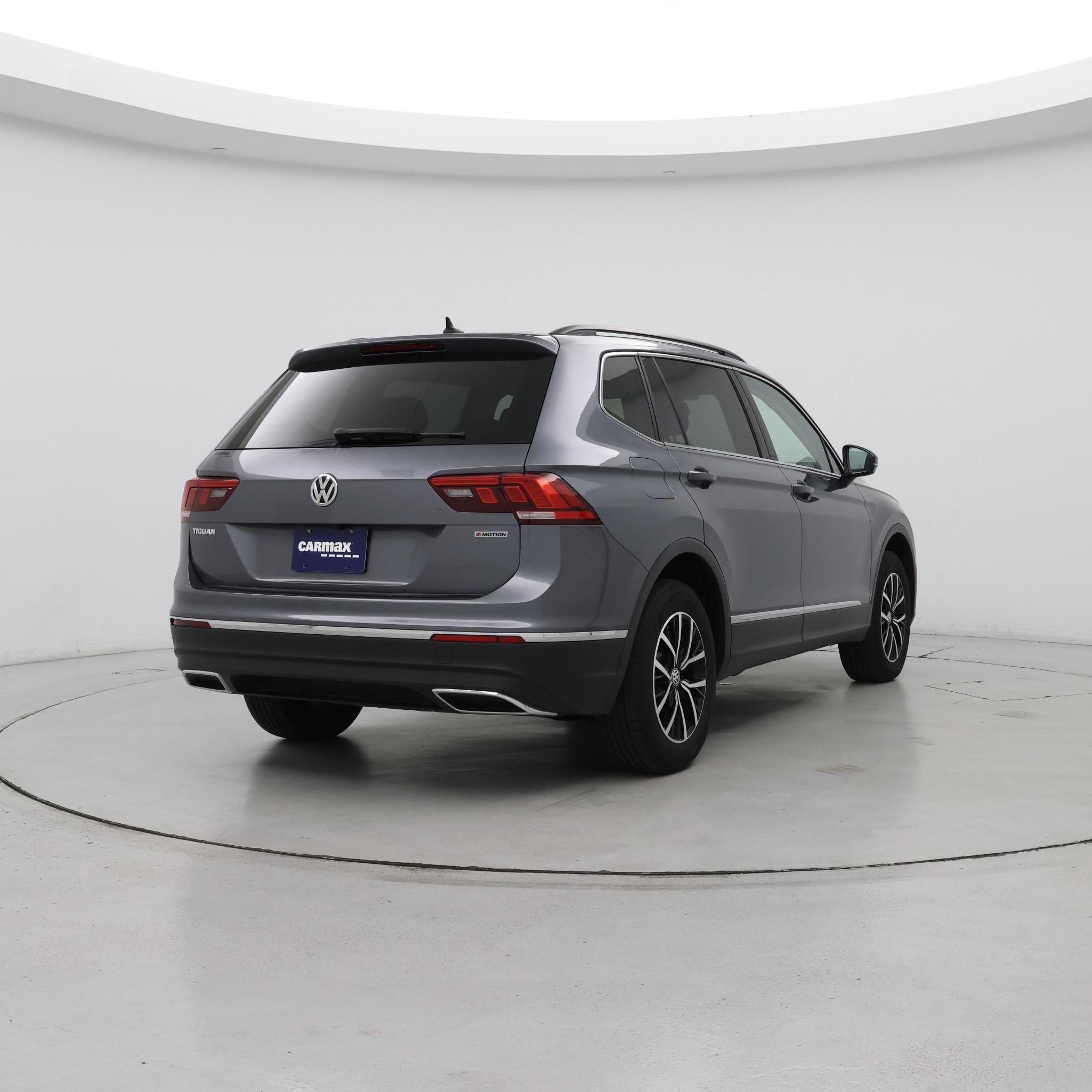 Thumbnail: 2021 Volkswagen Tiguan - 8