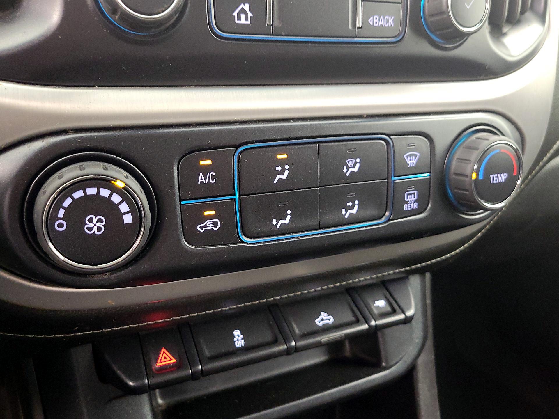 Thumbnail: 2019 GMC Canyon - 16