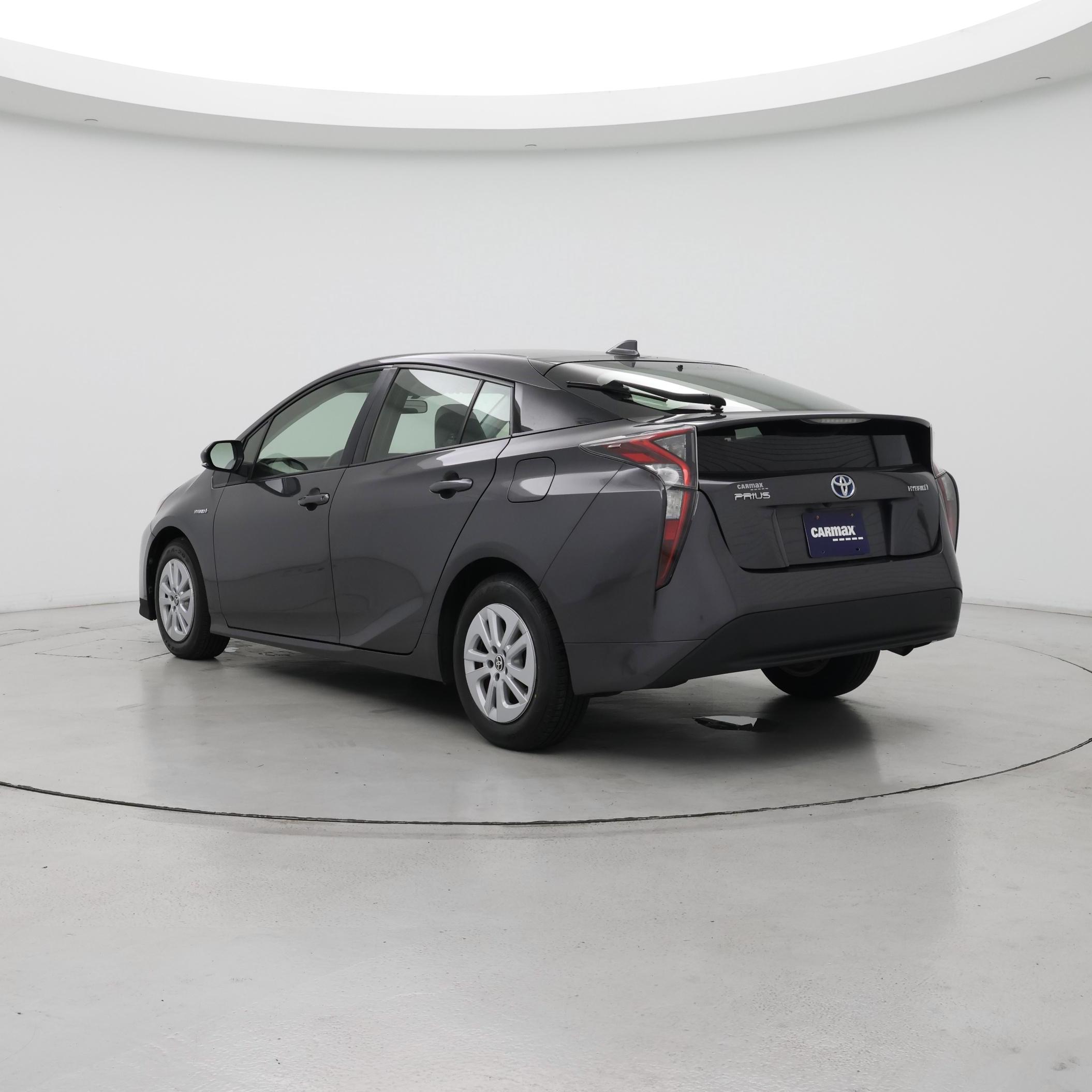 Thumbnail: 2016 Toyota Prius - 2