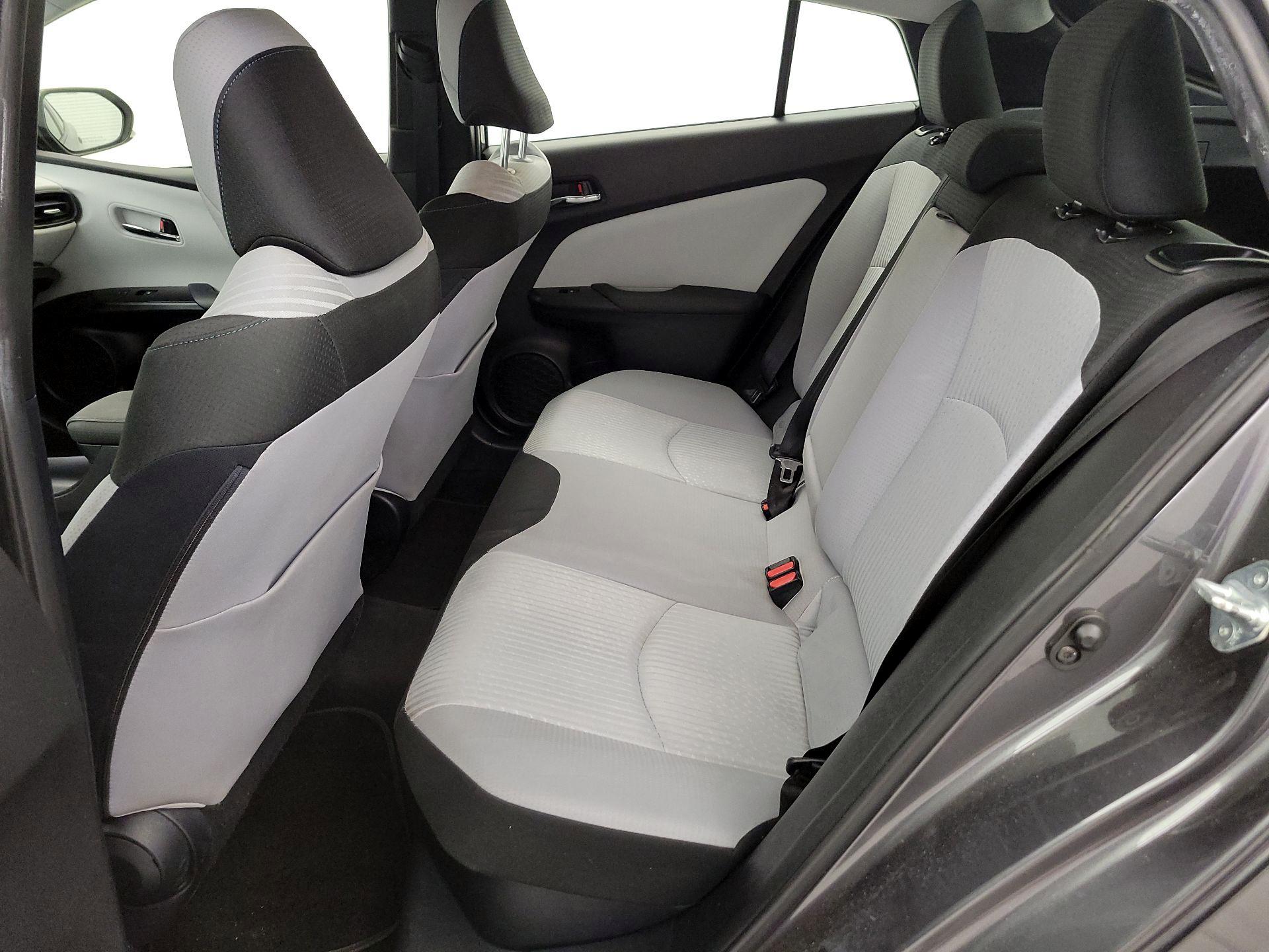 Thumbnail: 2016 Toyota Prius - 19