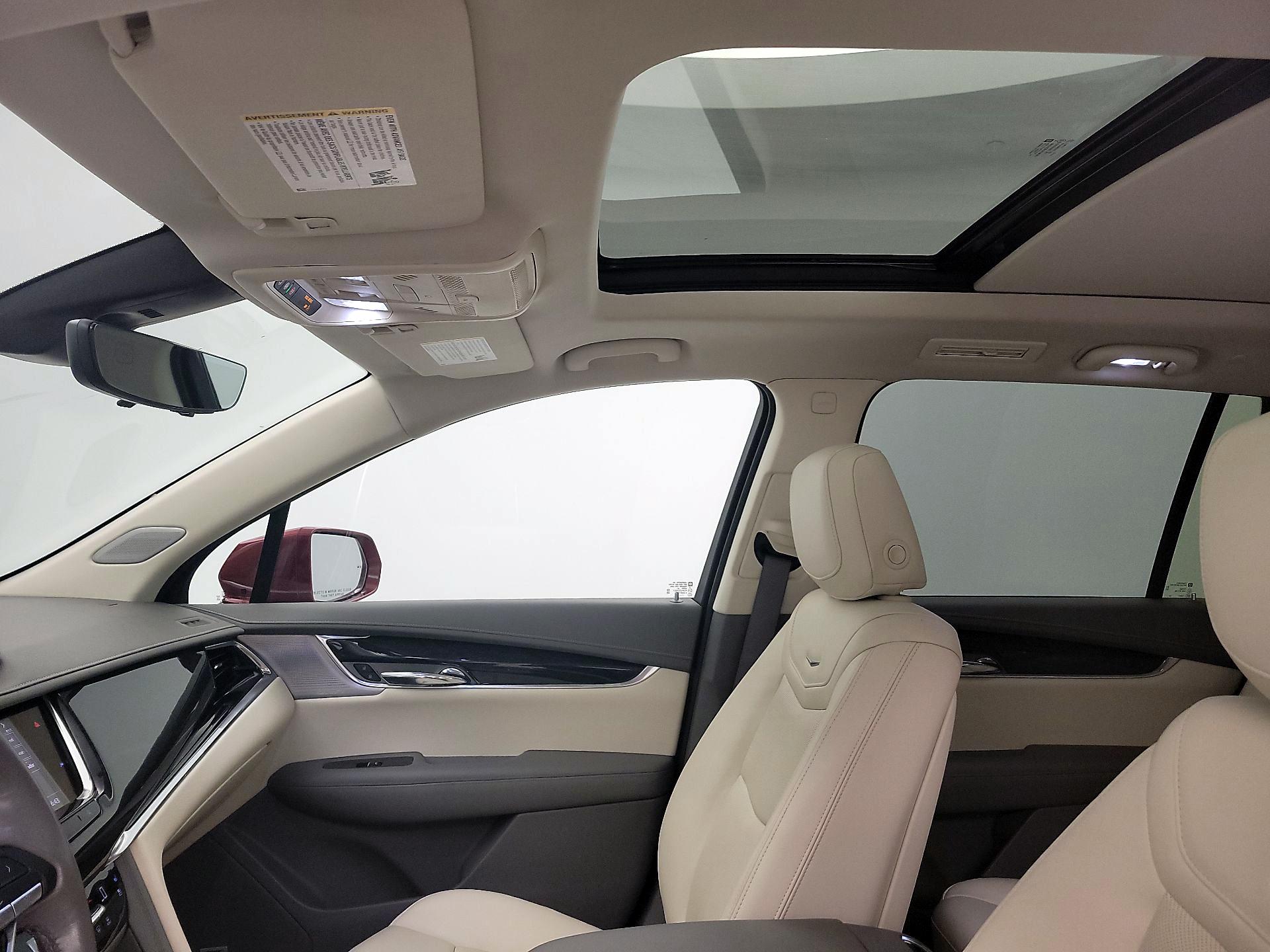 Thumbnail: 2020 Cadillac XT6 - 18