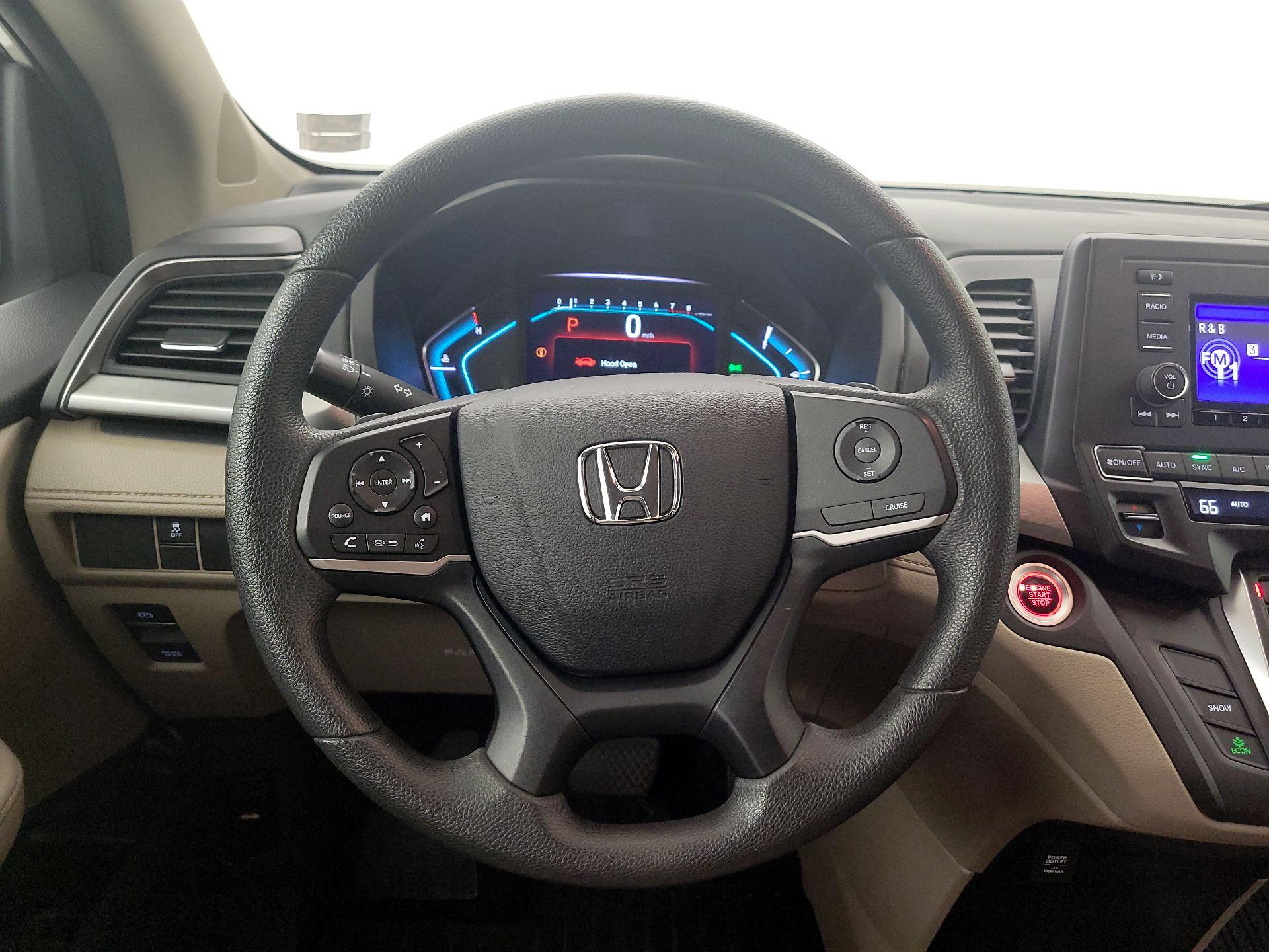 Thumbnail: 2018 Honda Odyssey - 10