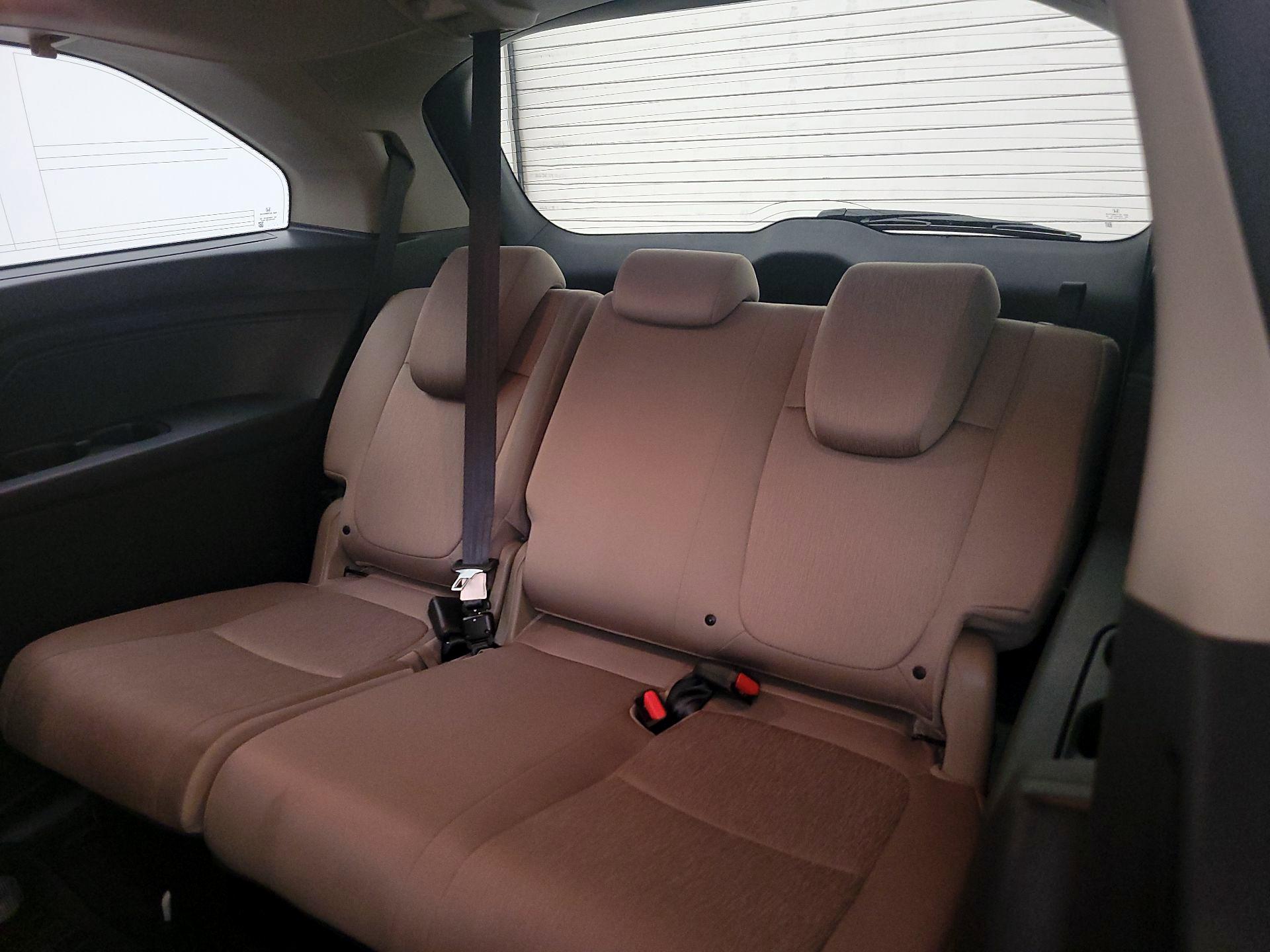 Thumbnail: 2018 Honda Odyssey - 19