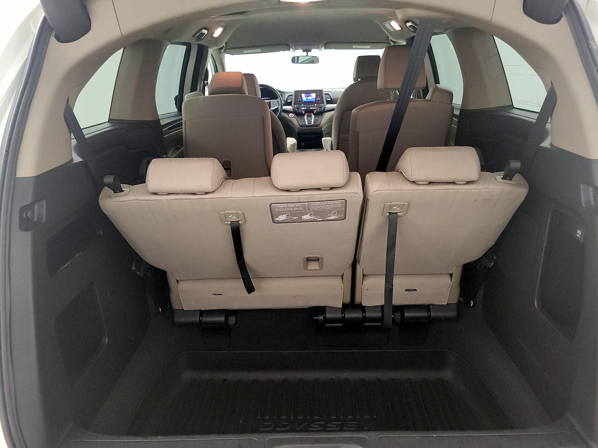 Thumbnail: 2018 Honda Odyssey - 20