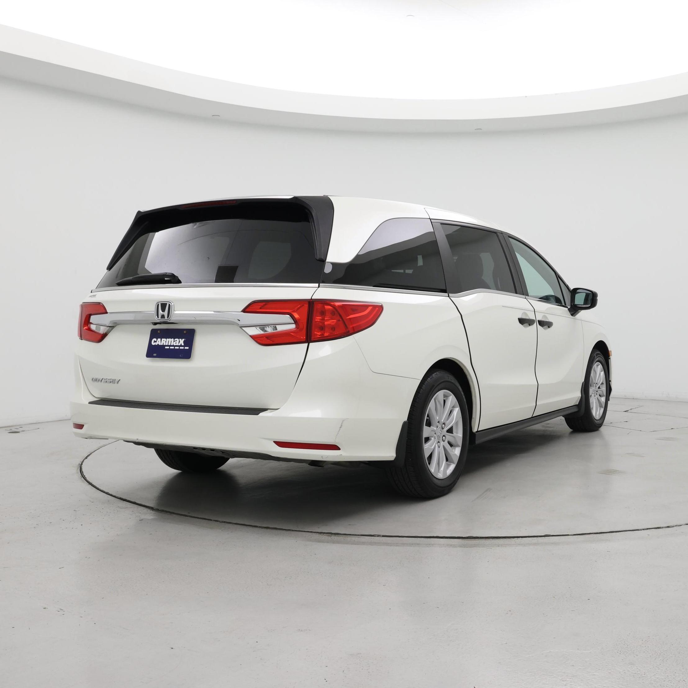 Thumbnail: 2018 Honda Odyssey - 8