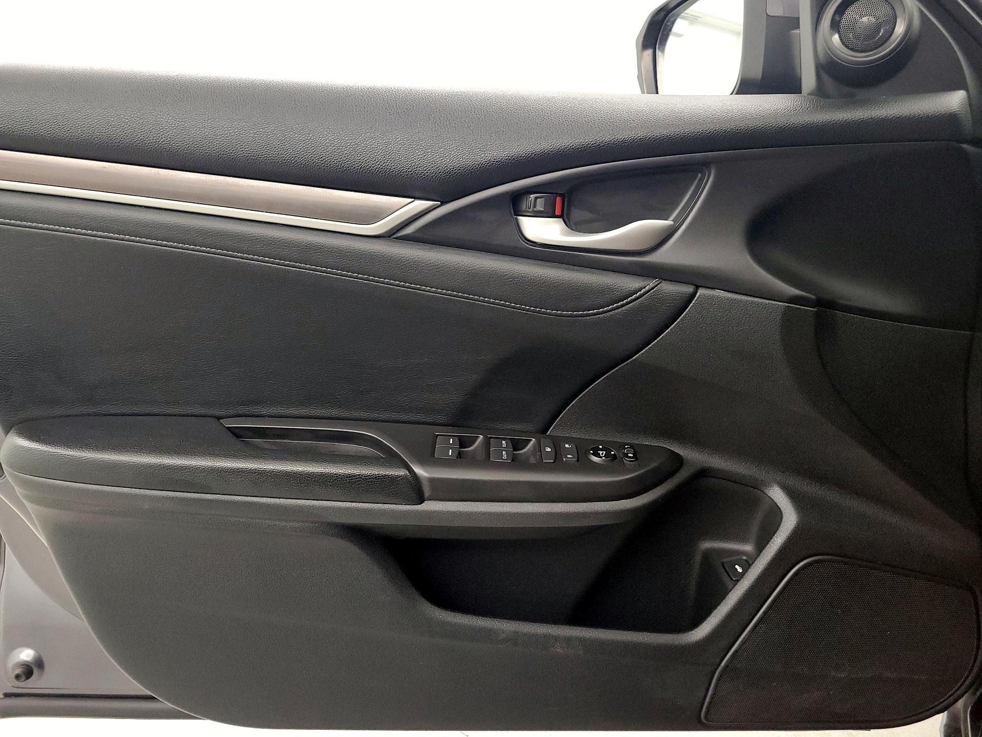 Thumbnail: 2019 Honda Civic - 12