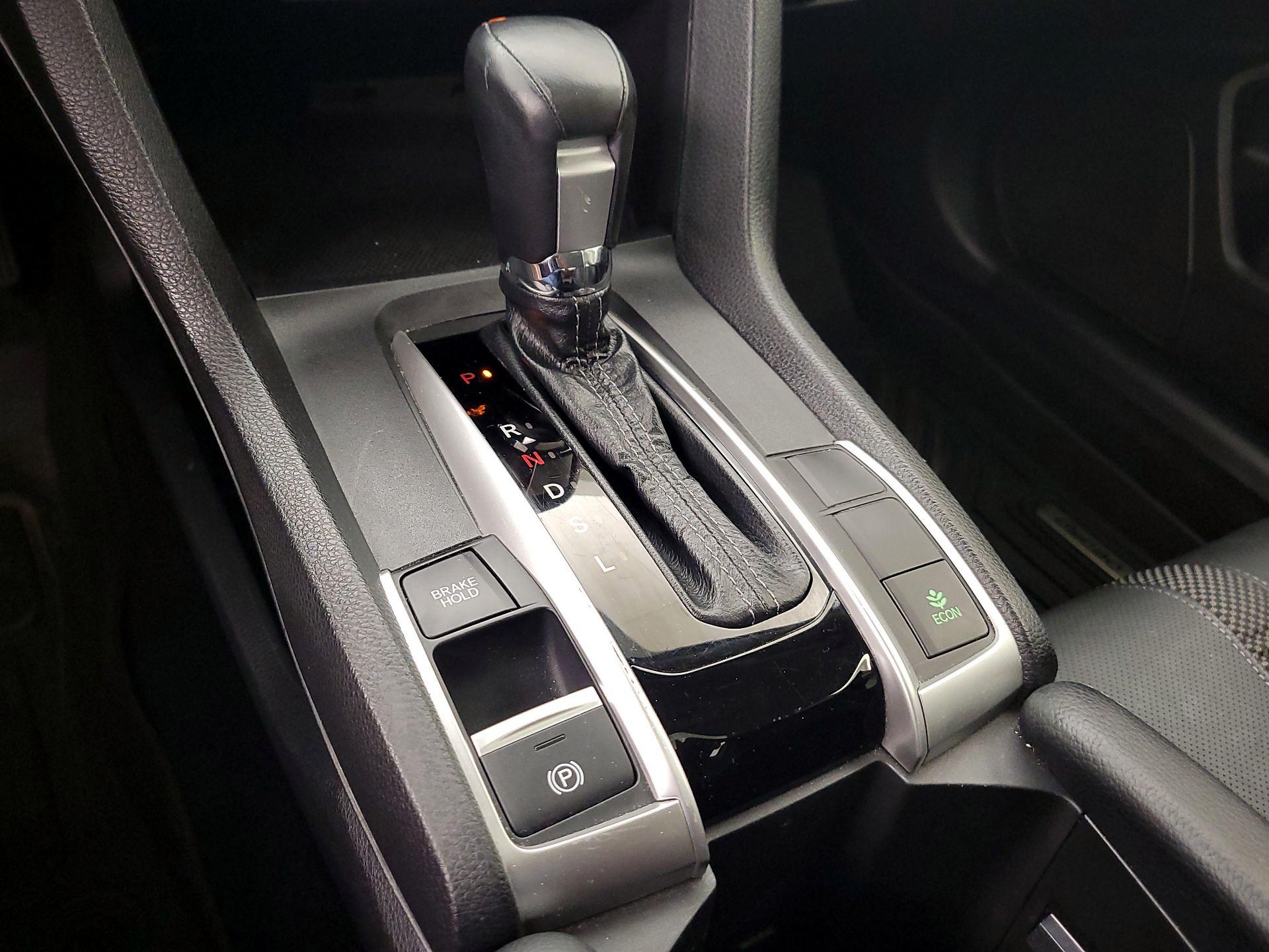 Thumbnail: 2019 Honda Civic - 17