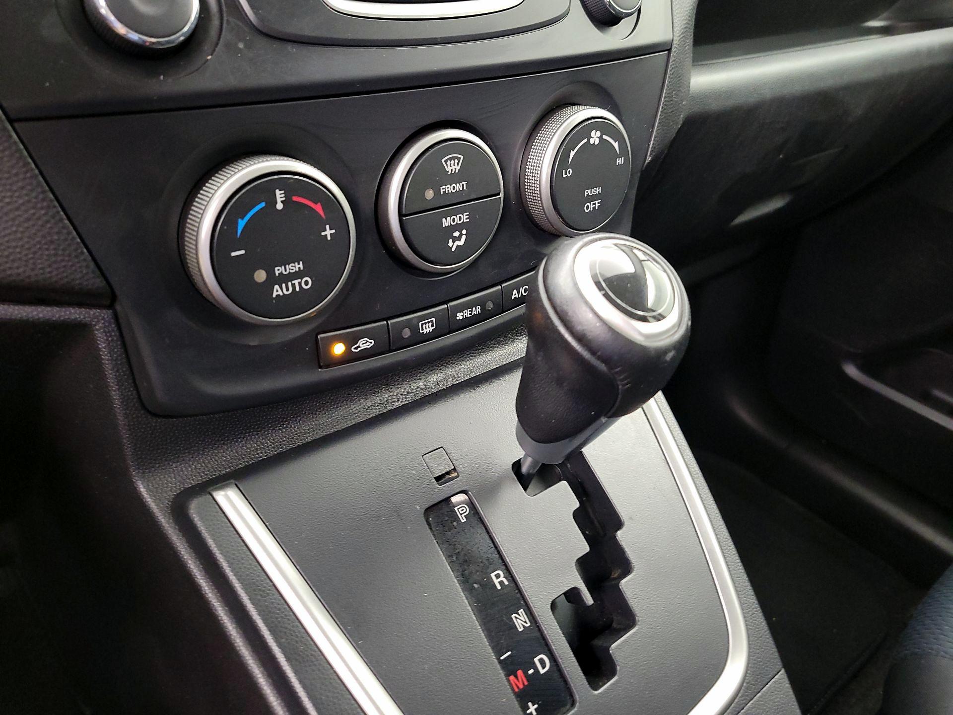 Thumbnail: 2013 Mazda Mazda5 - 16