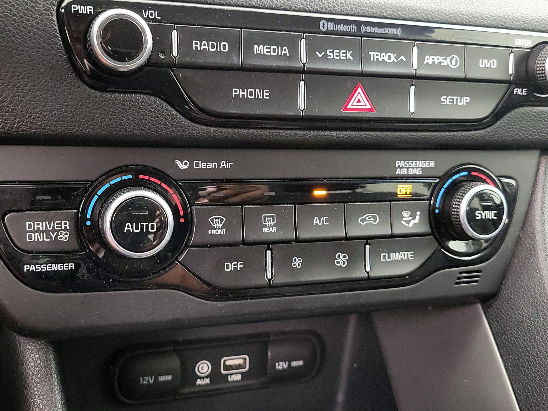 Thumbnail: 2018 Kia Niro - 16