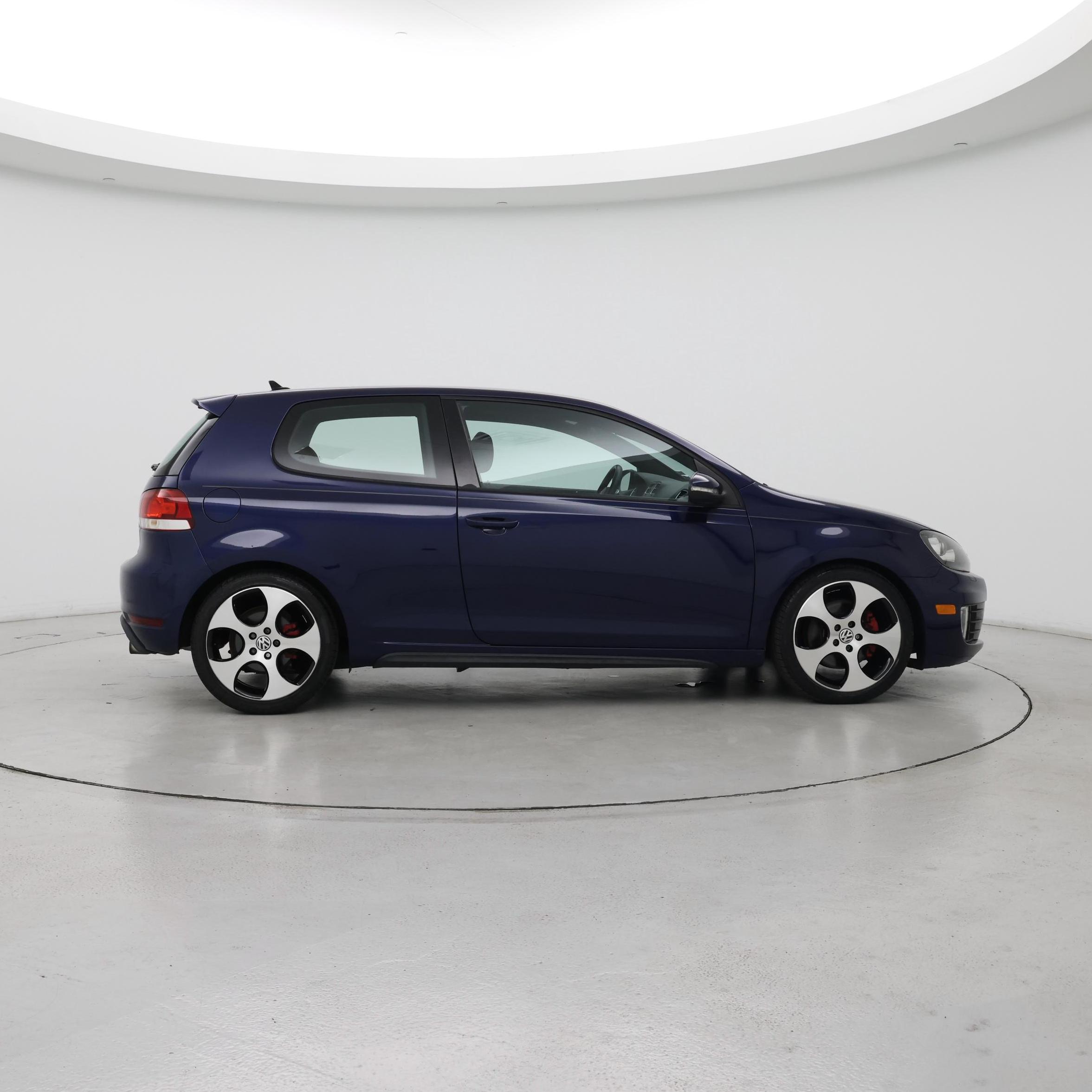 Thumbnail: 2013 Volkswagen Golf - 7