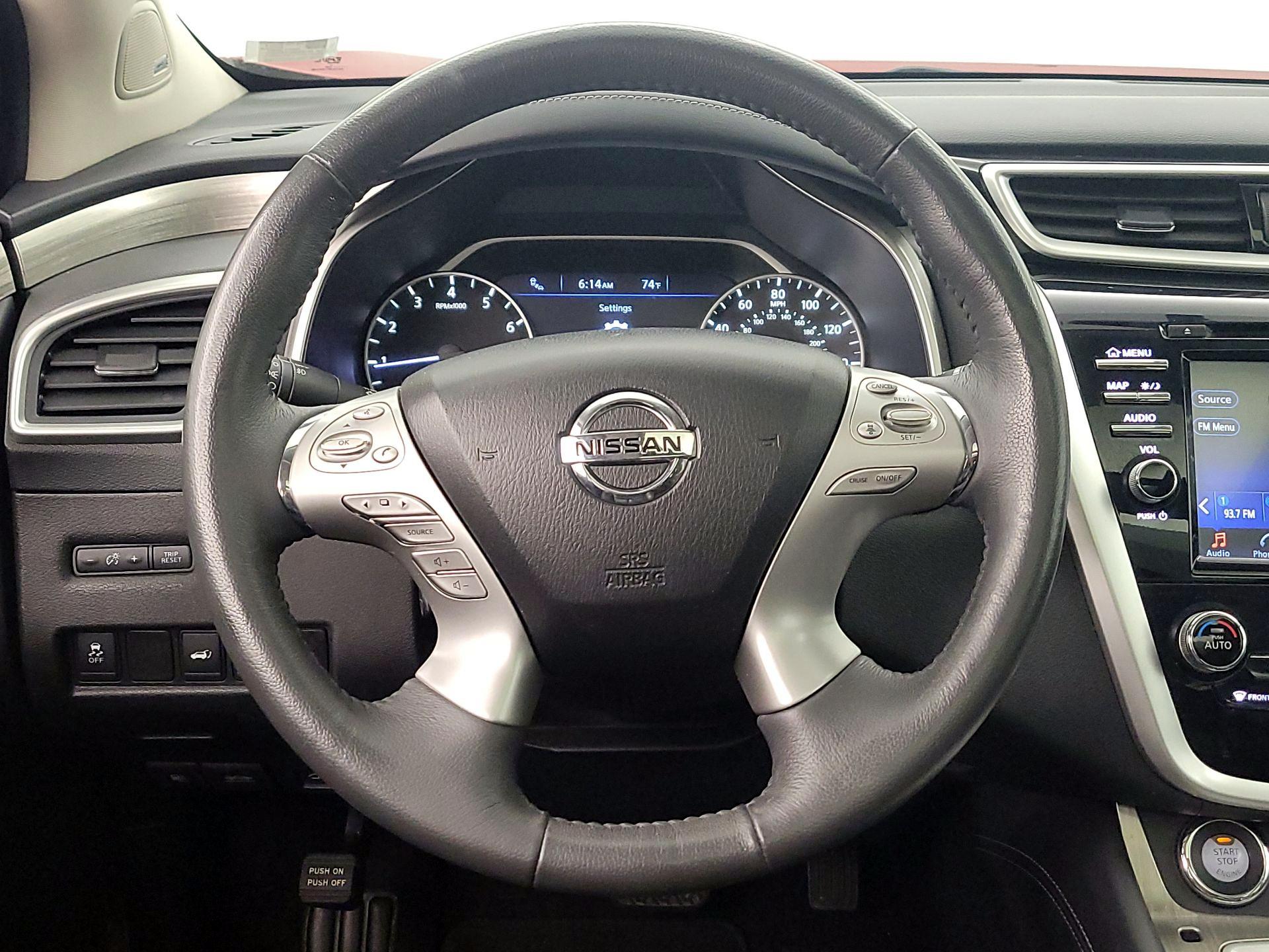 Thumbnail: 2015 Nissan Murano - 10
