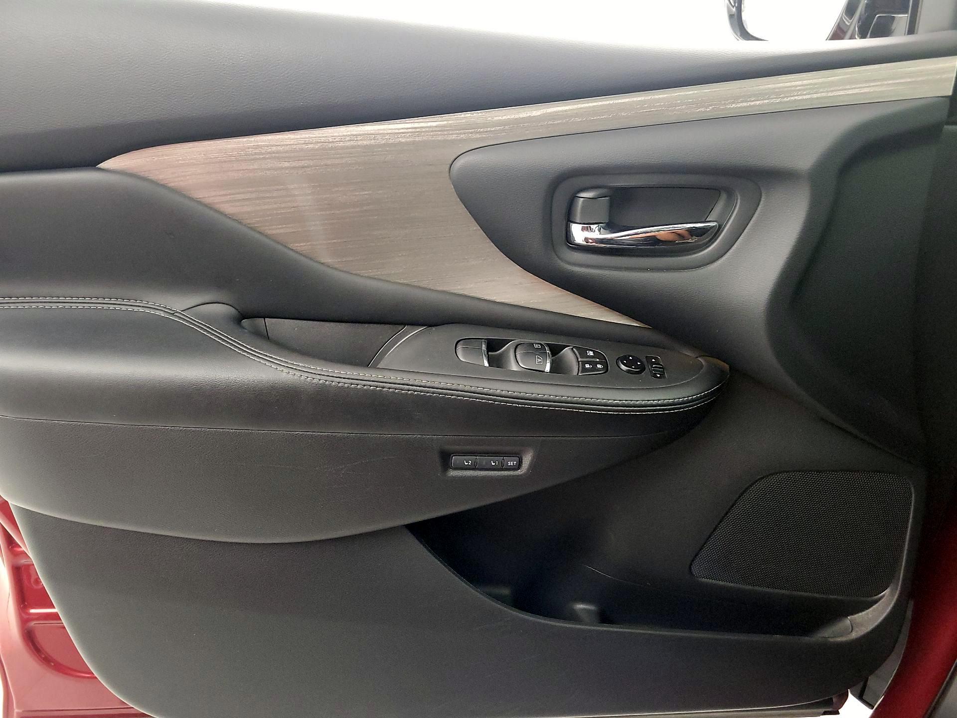 Thumbnail: 2015 Nissan Murano - 12