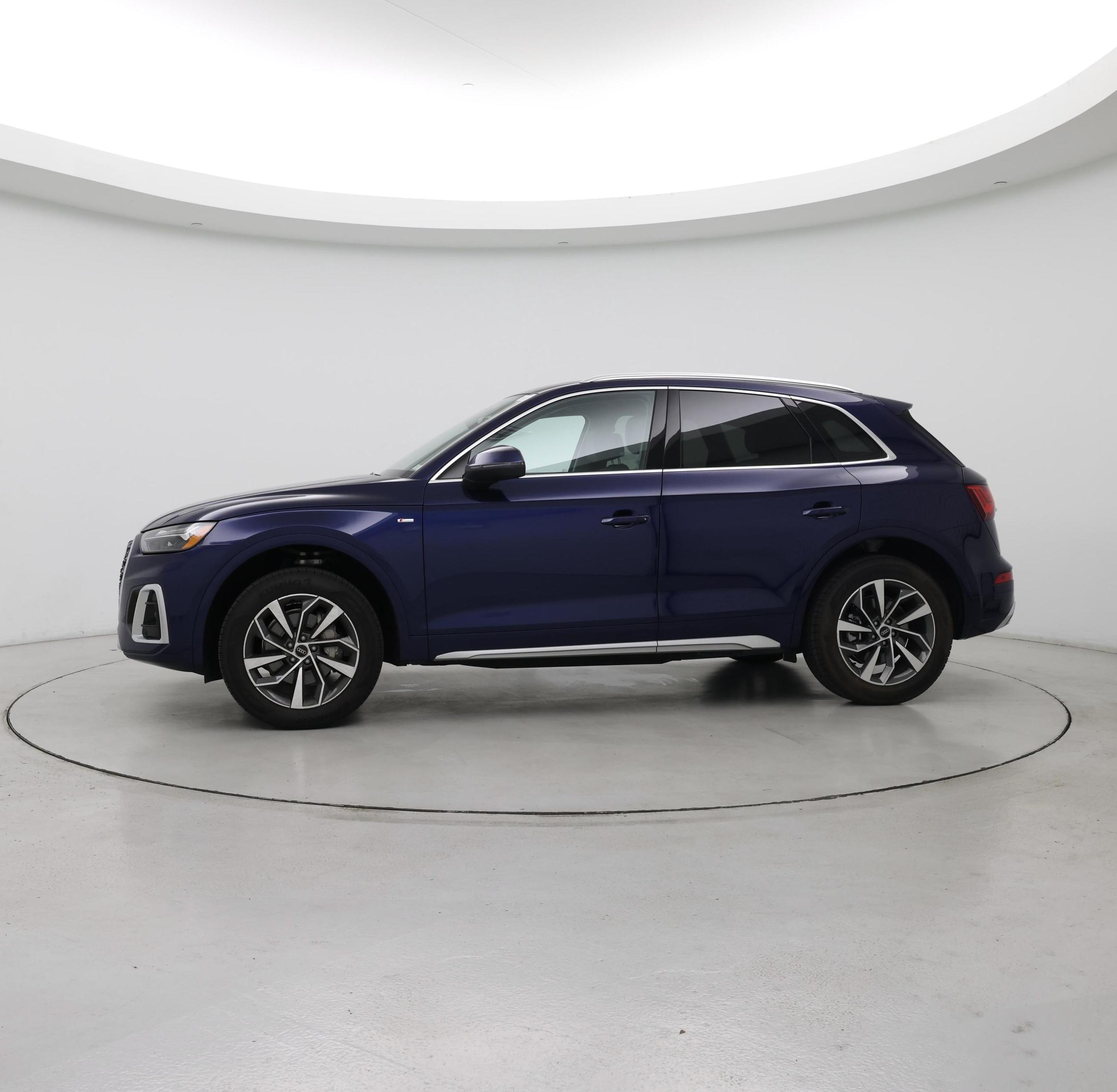 Thumbnail: 2023 Audi Q5 - 3