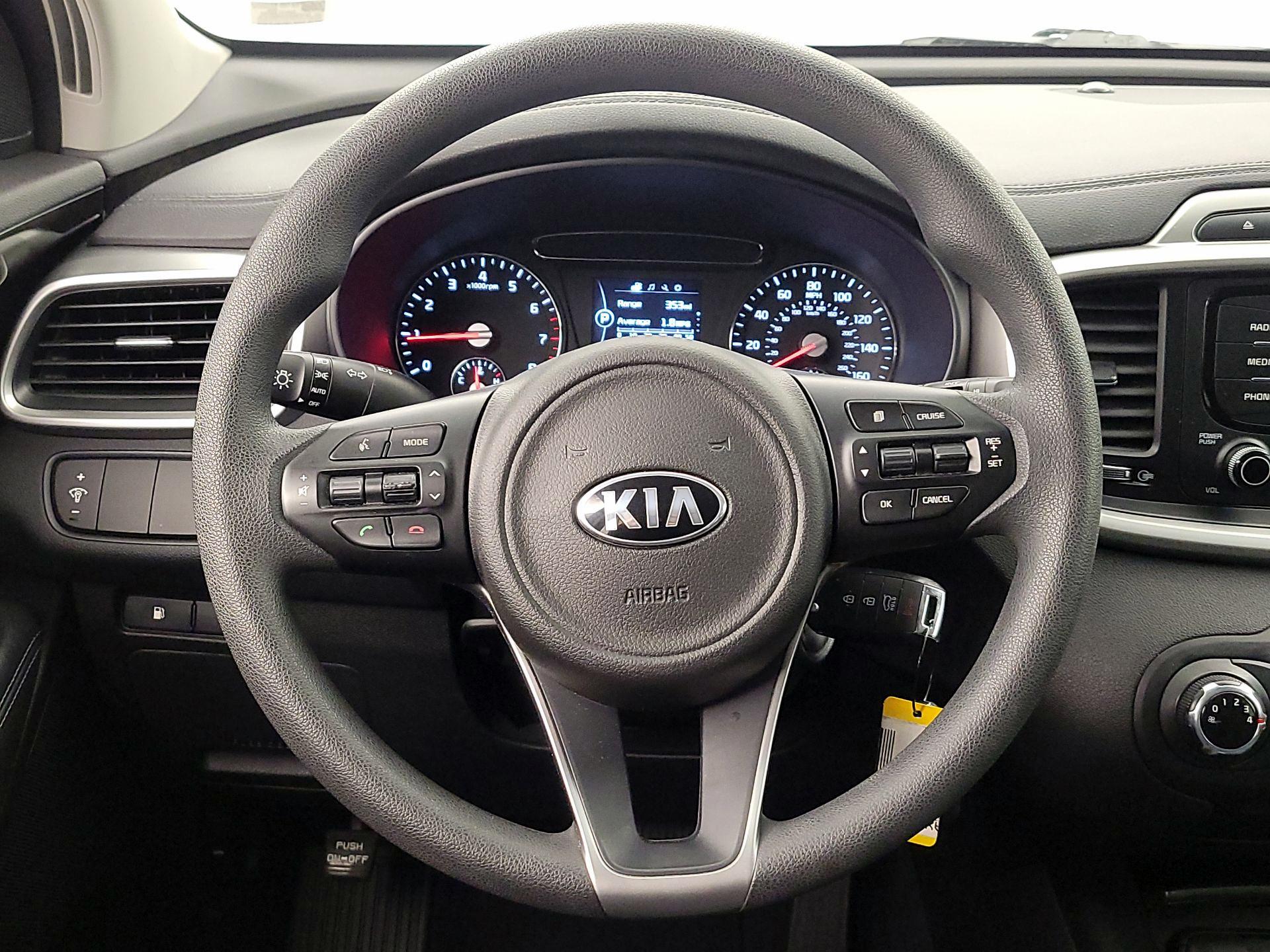 Thumbnail: 2017 Kia Sorento - 10