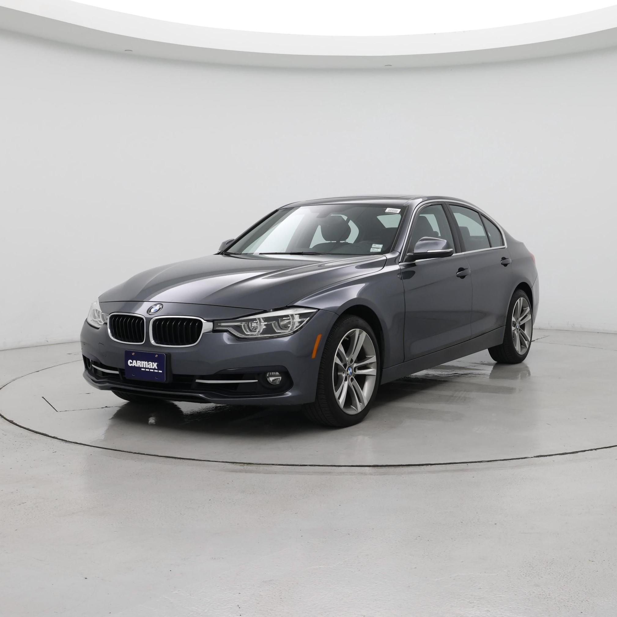 Thumbnail: 2018 BMW 3 Series - 4