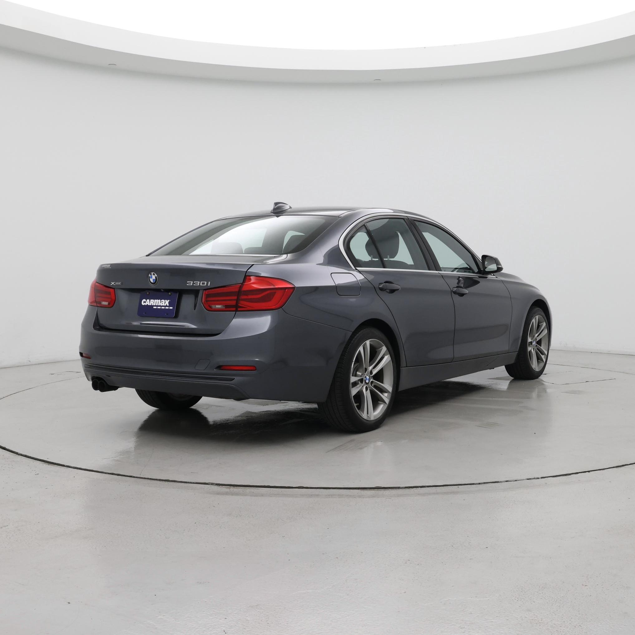 Thumbnail: 2018 BMW 3 Series - 8