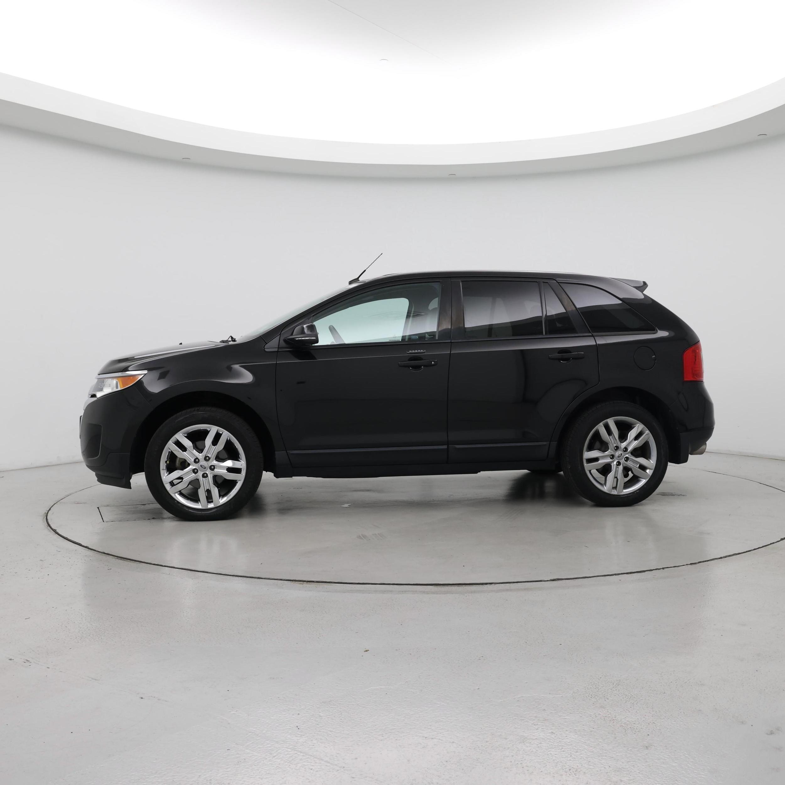 Thumbnail: 2013 Ford Edge - 3