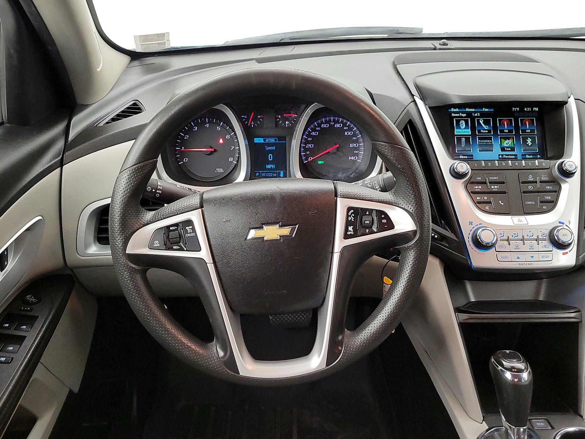 Thumbnail: 2017 Chevrolet Equinox - 10