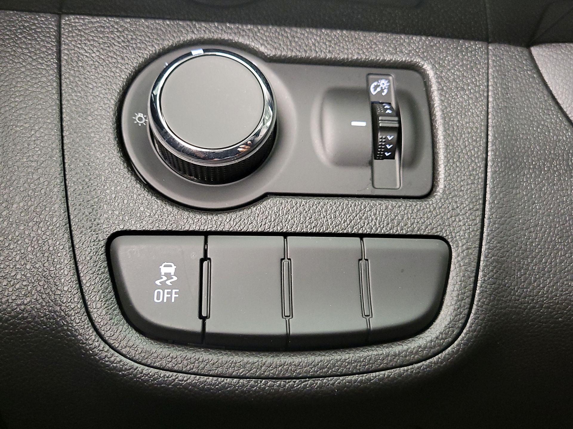 Thumbnail: 2021 Chevrolet Spark - 13