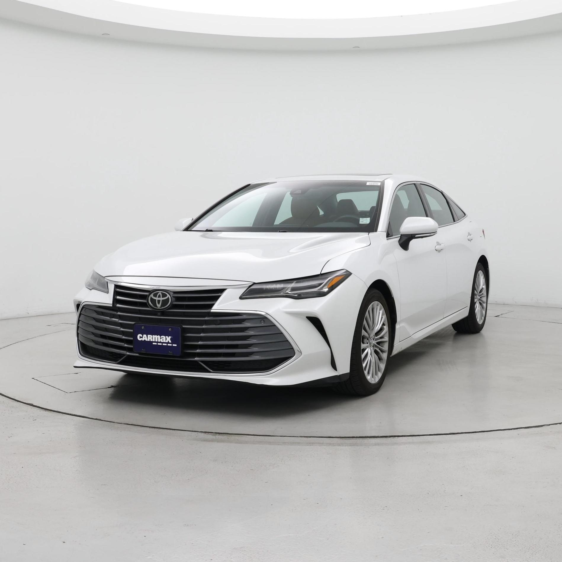 Thumbnail: 2019 Toyota Avalon - 4