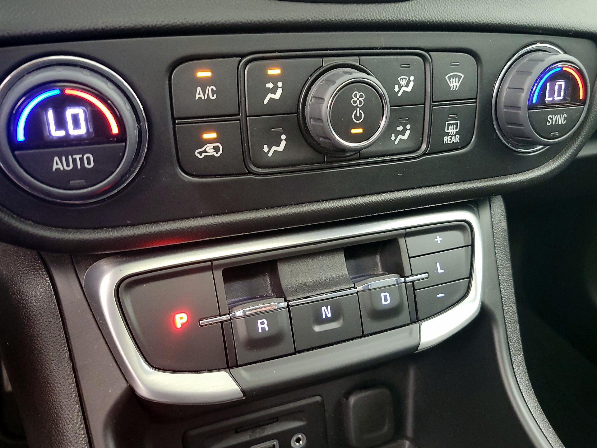Thumbnail: 2024 GMC Terrain - 16