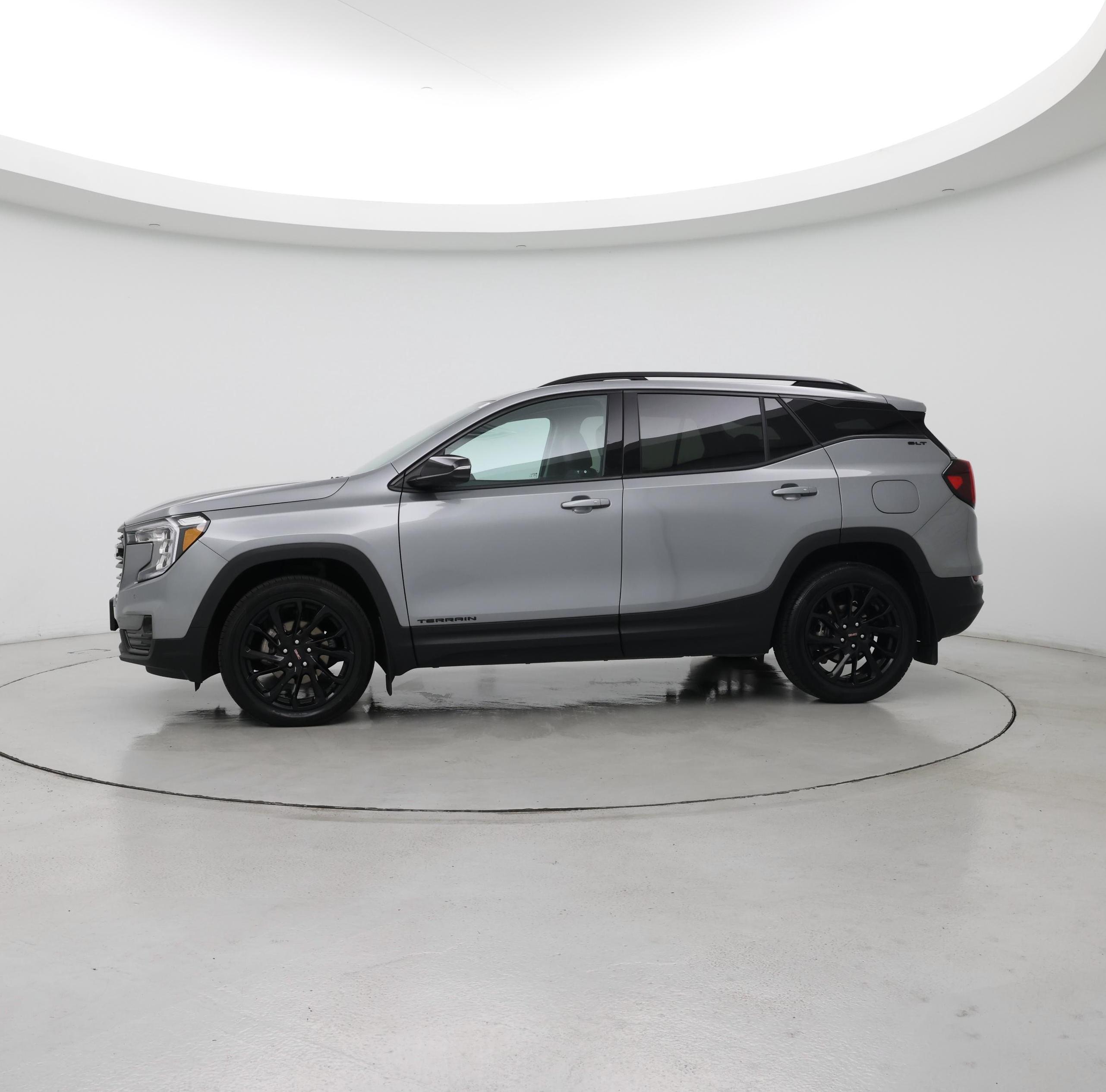 Thumbnail: 2024 GMC Terrain - 3