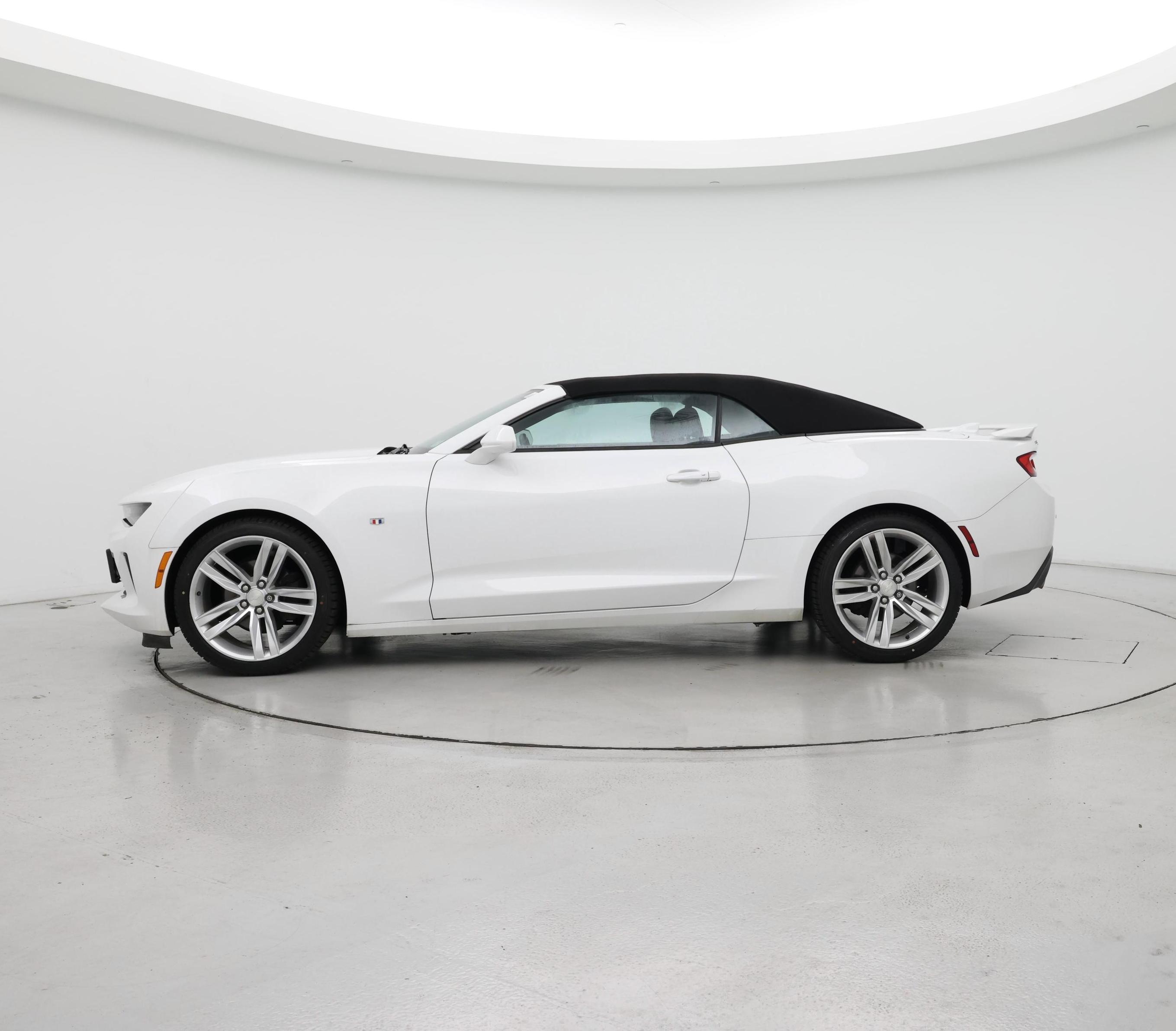 Thumbnail: 2017 Chevrolet Camaro - 3