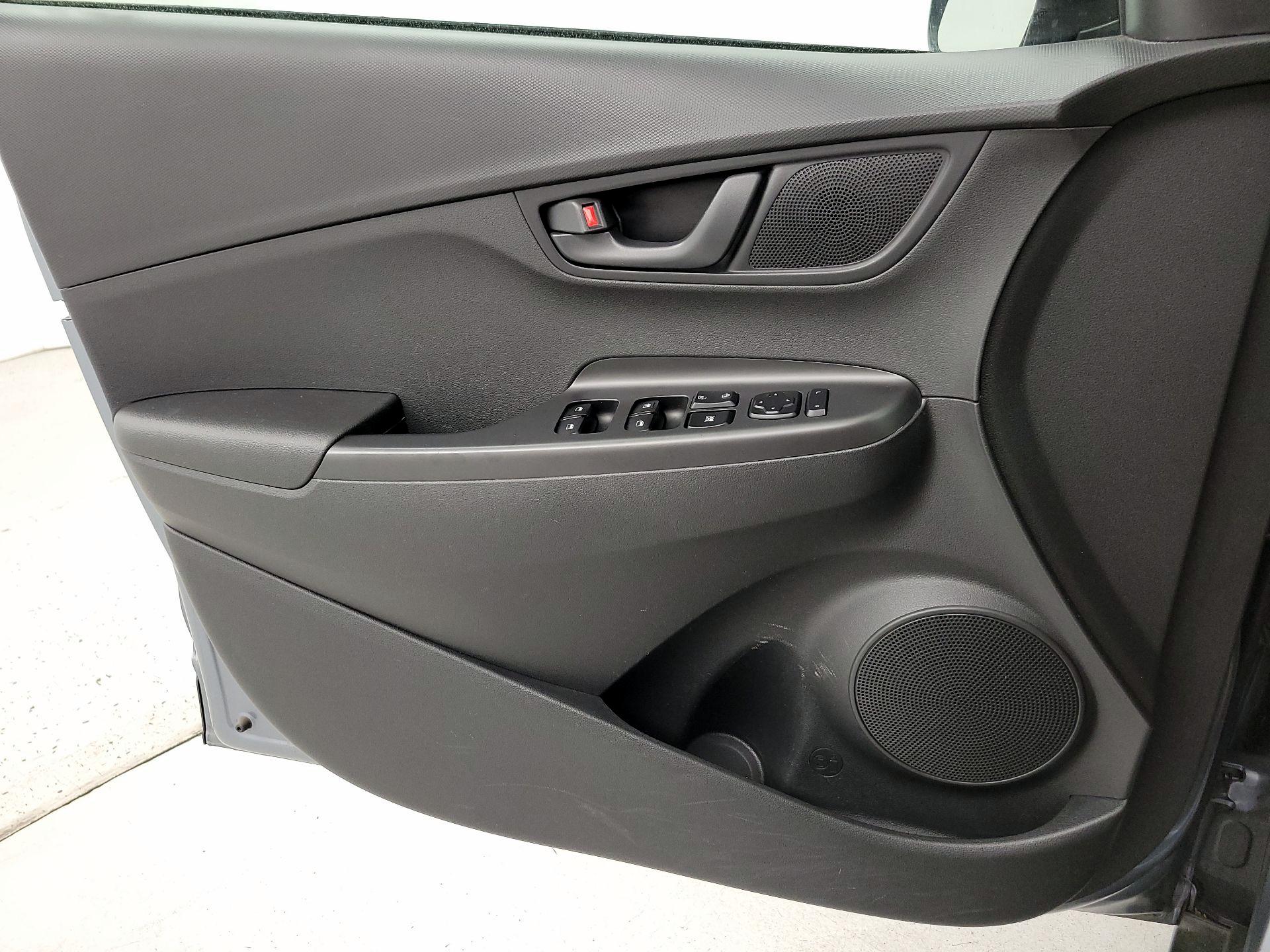 Thumbnail: 2019 Hyundai Kona - 12