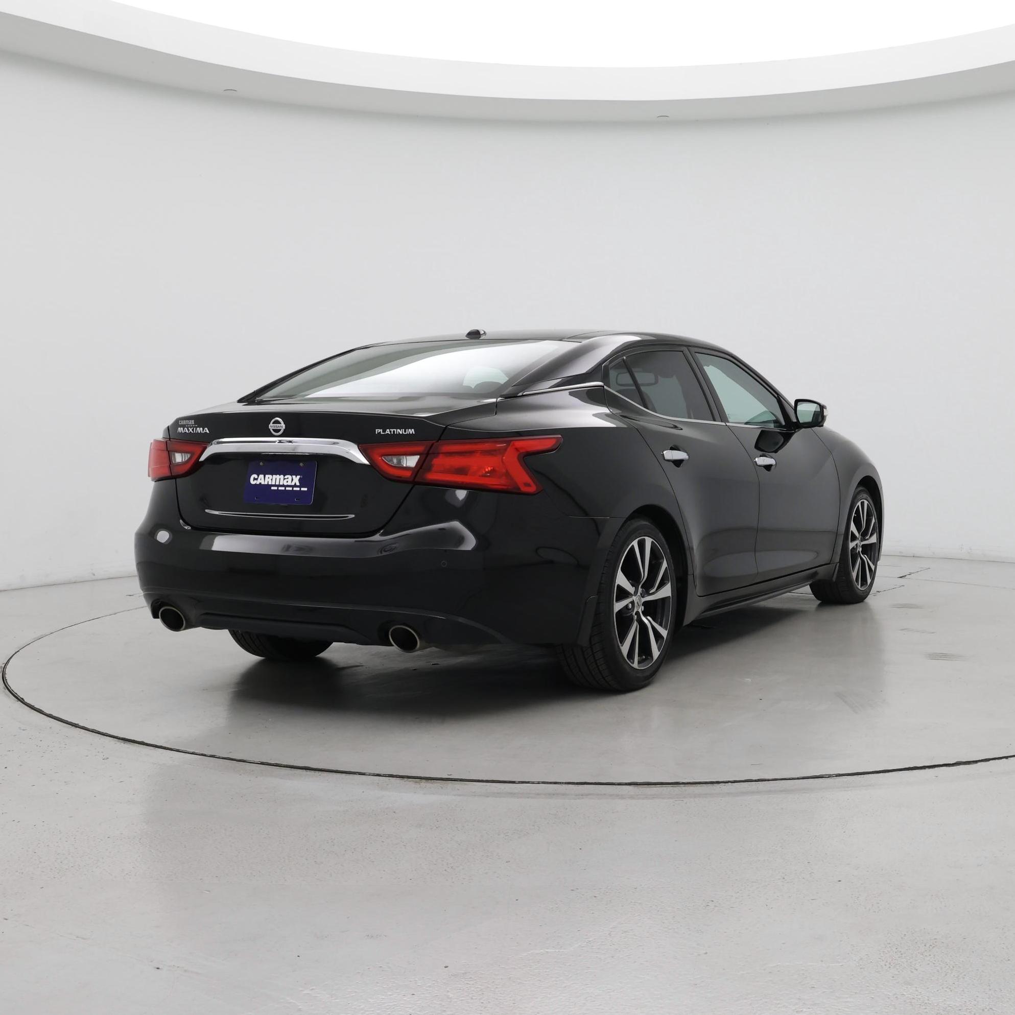 Thumbnail: 2017 Nissan Maxima - 8
