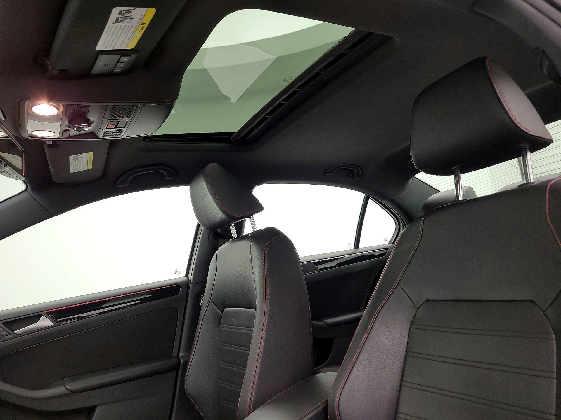 Thumbnail: 2016 Volkswagen Jetta - 20