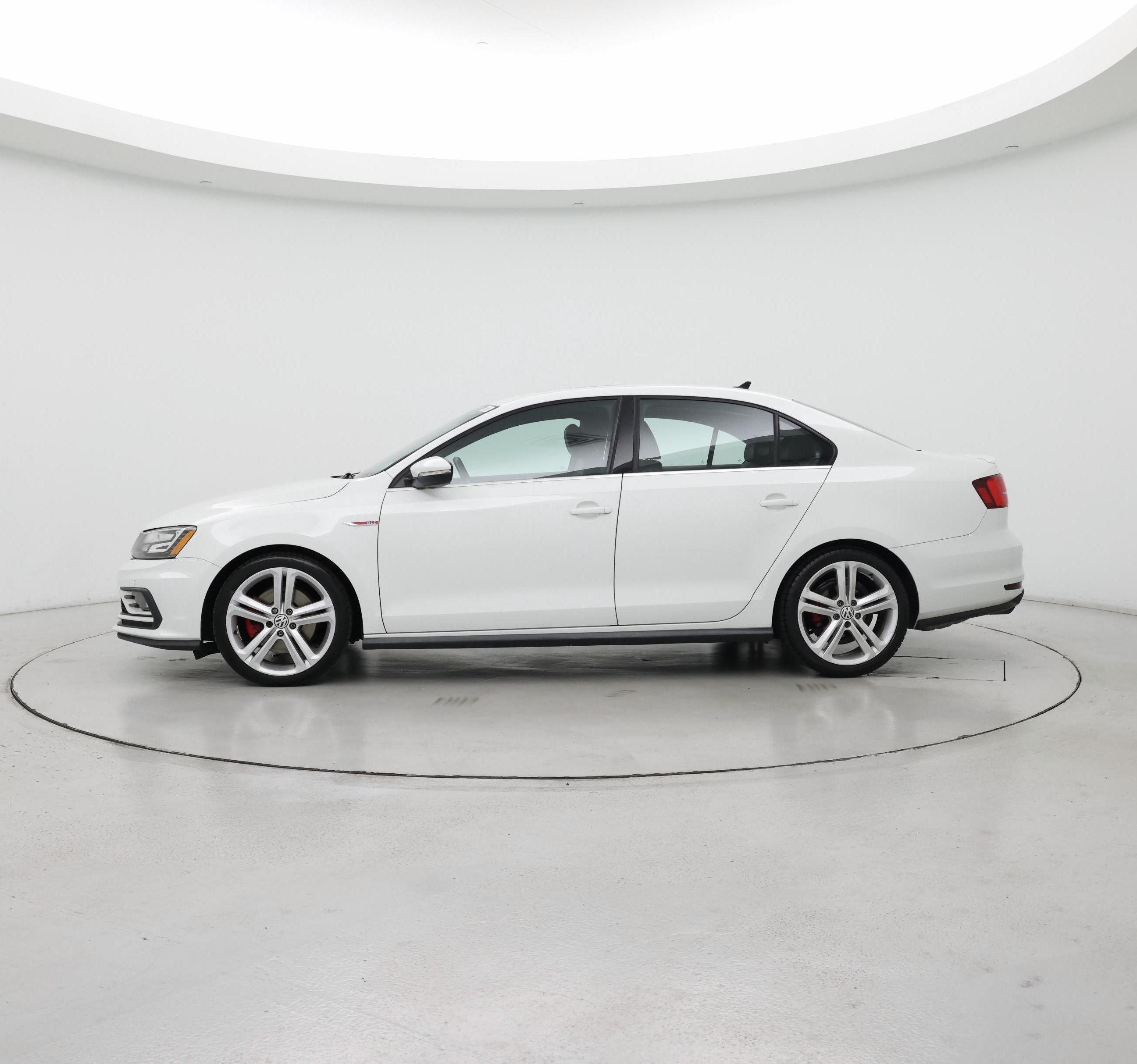 Thumbnail: 2016 Volkswagen Jetta - 3