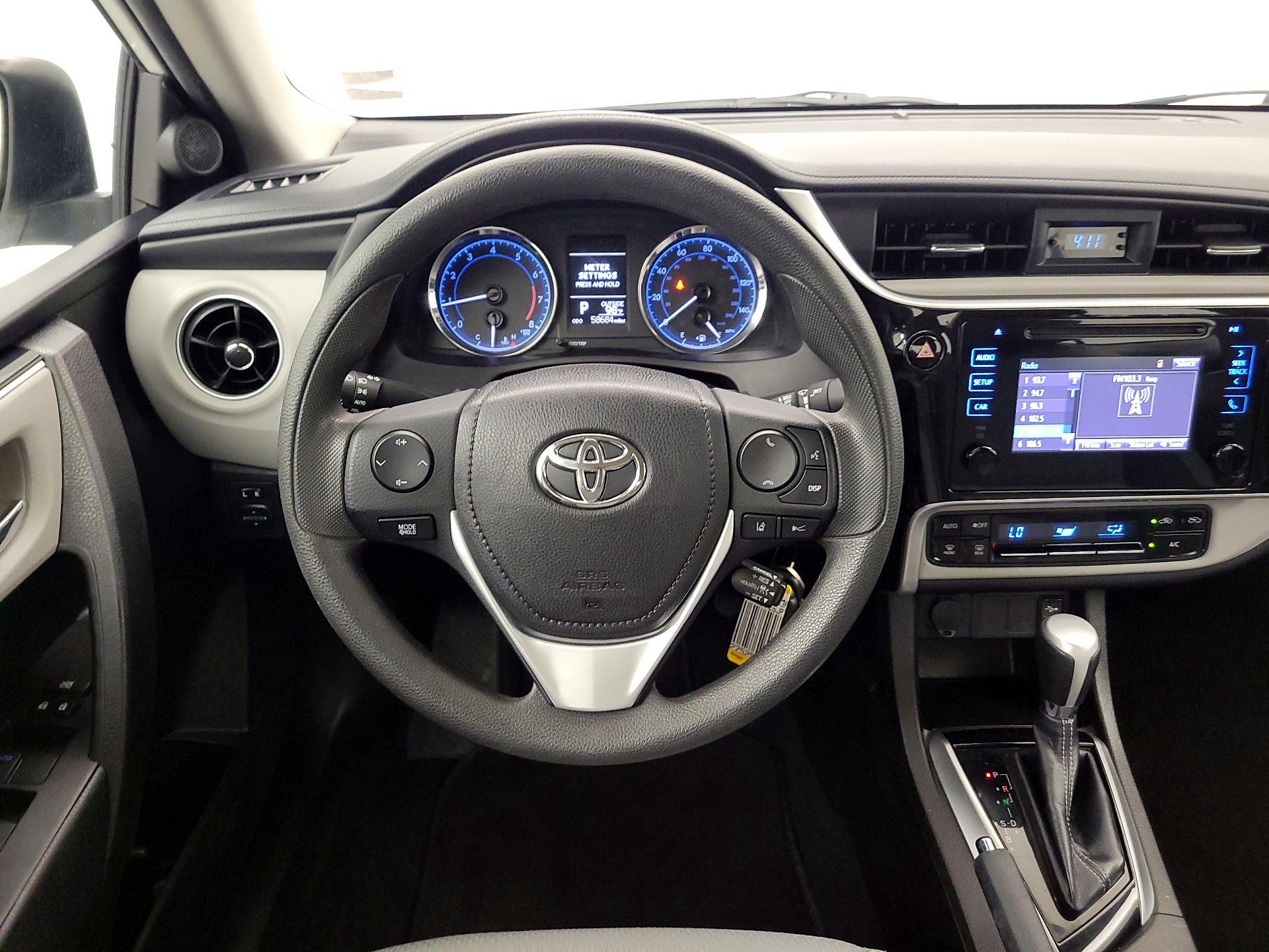 Thumbnail: 2018 Toyota Corolla - 10