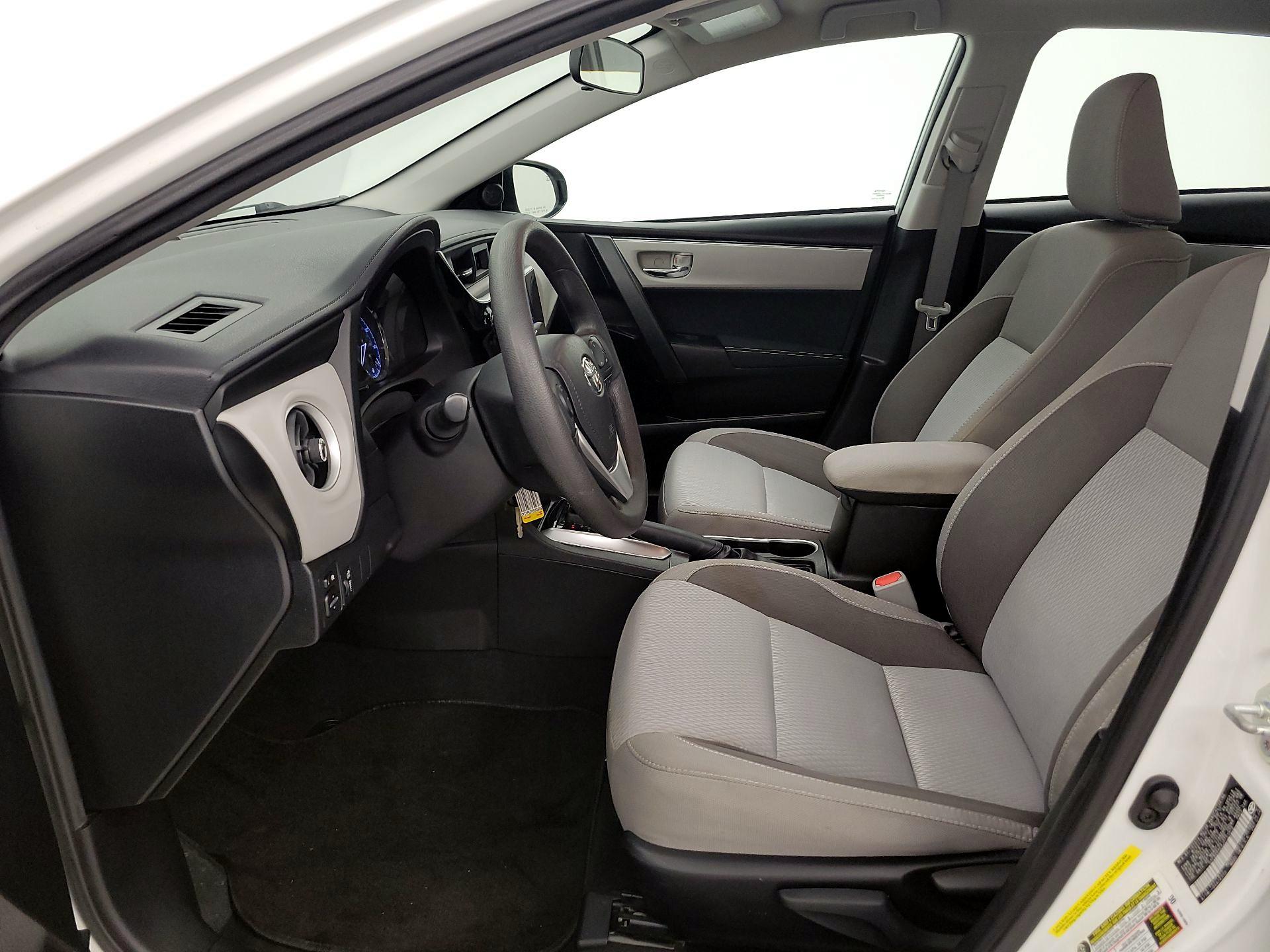 Thumbnail: 2018 Toyota Corolla - 11
