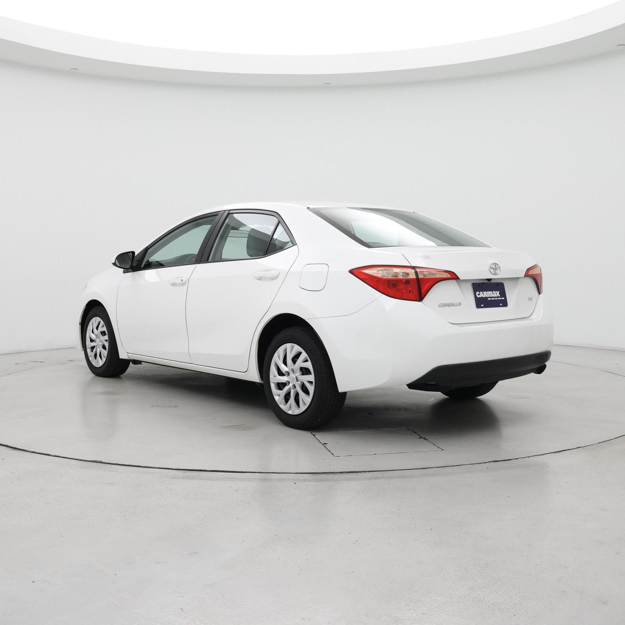 Thumbnail: 2018 Toyota Corolla - 2