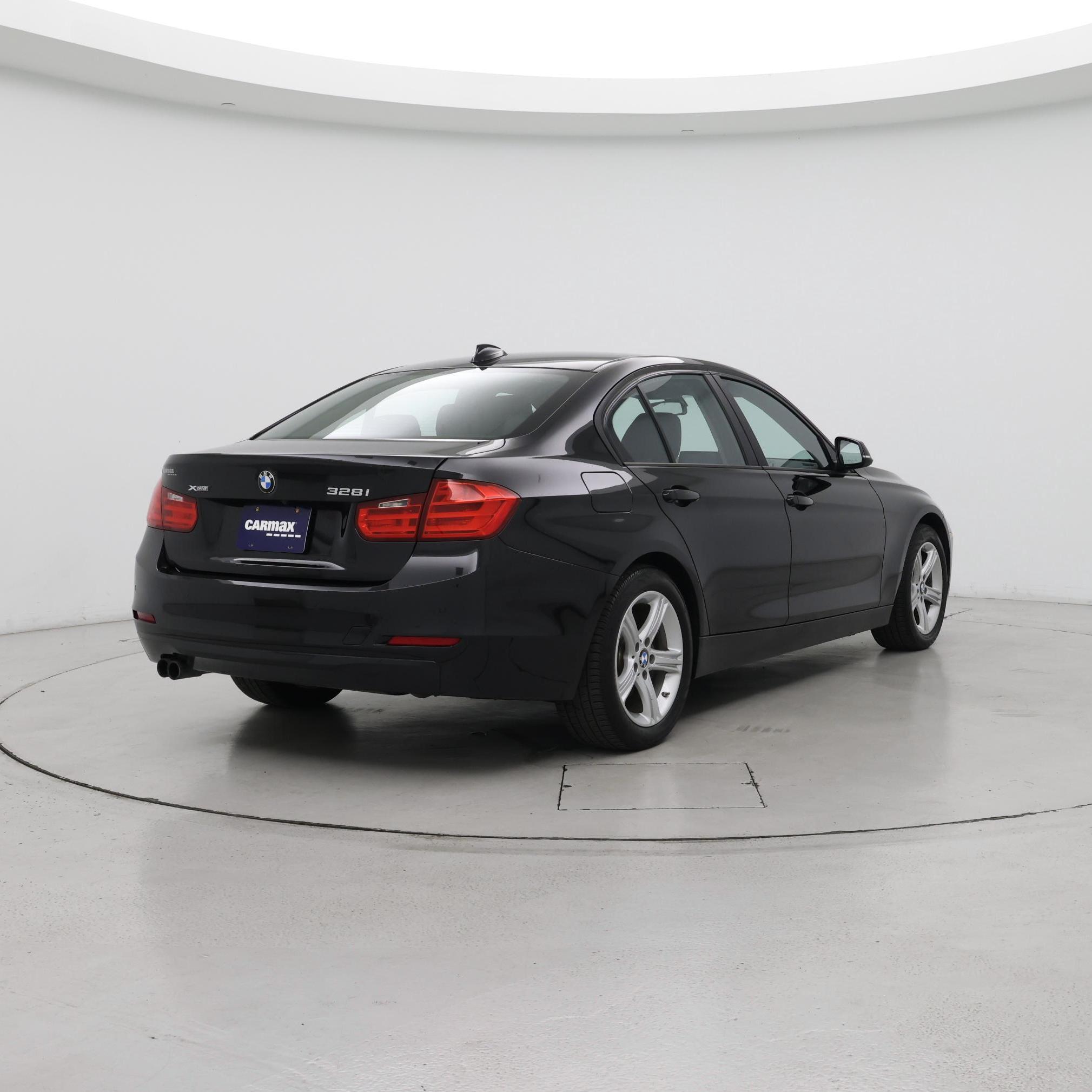 Thumbnail: 2015 BMW 3 Series - 8