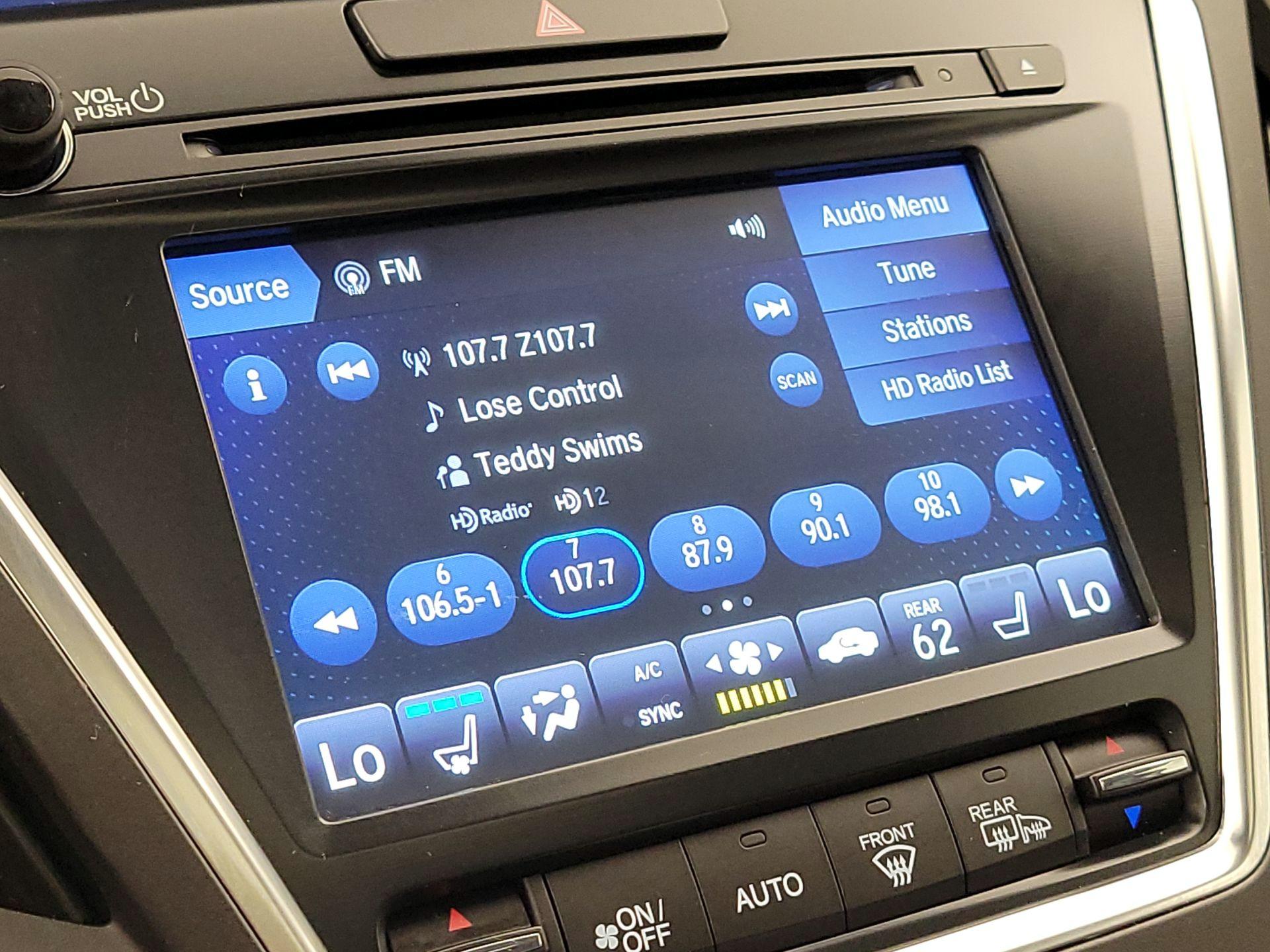 Thumbnail: 2019 Acura MDX - 16
