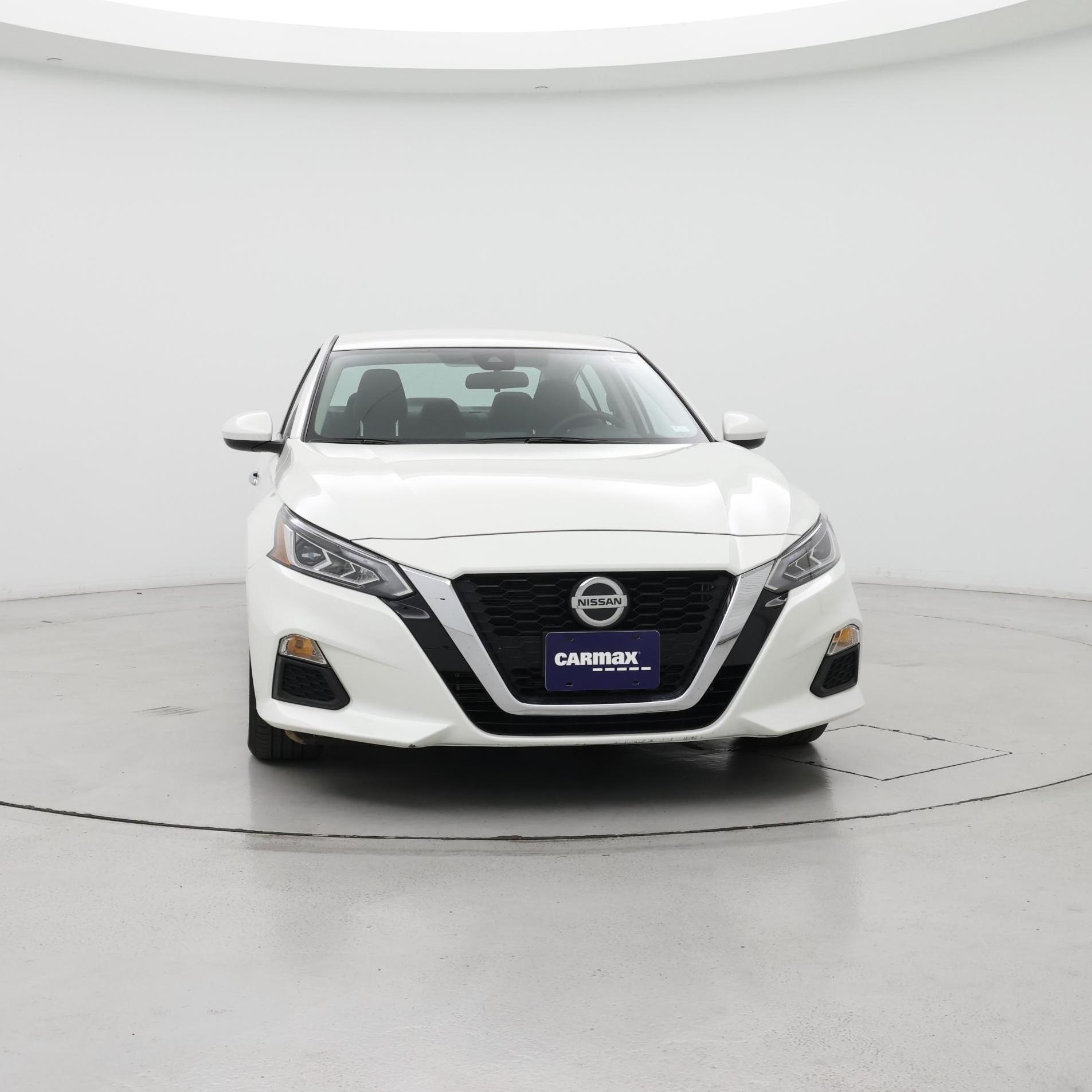 Thumbnail: 2022 Nissan Altima - 5