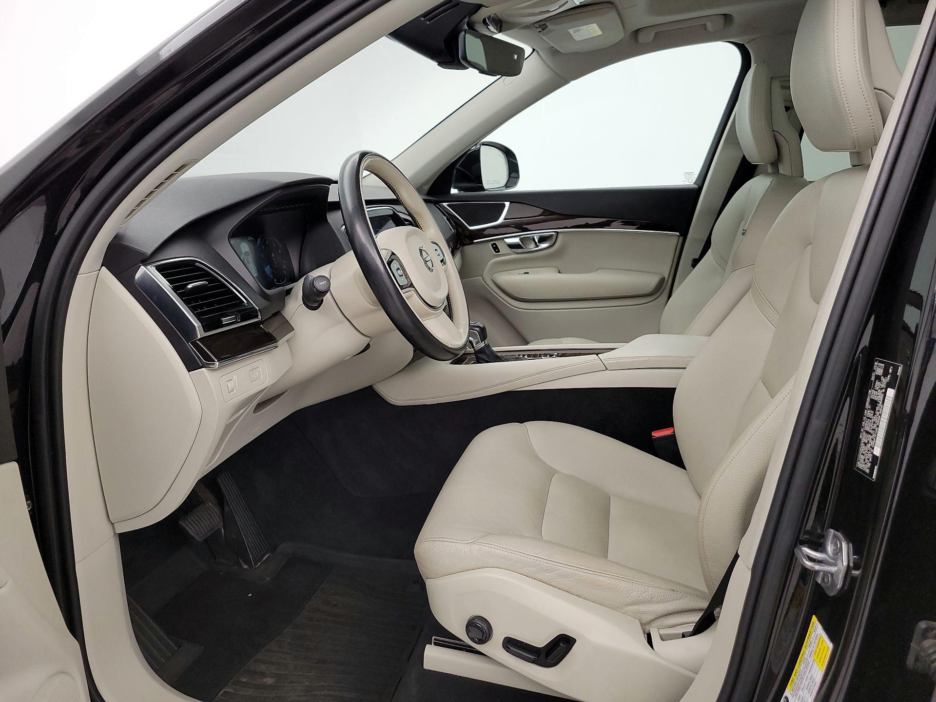 Thumbnail: 2016 Volvo XC90 - 11