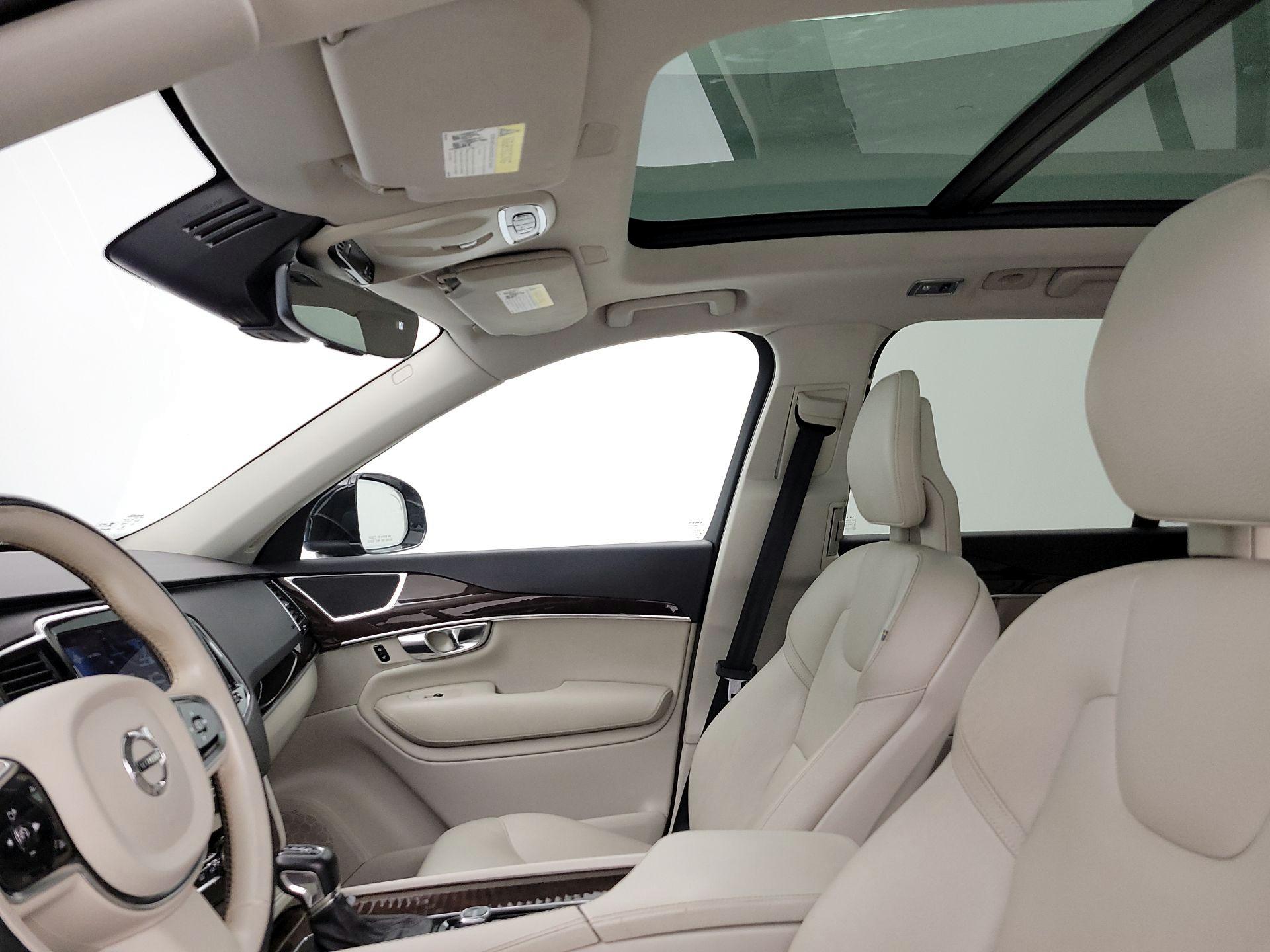 Thumbnail: 2016 Volvo XC90 - 20