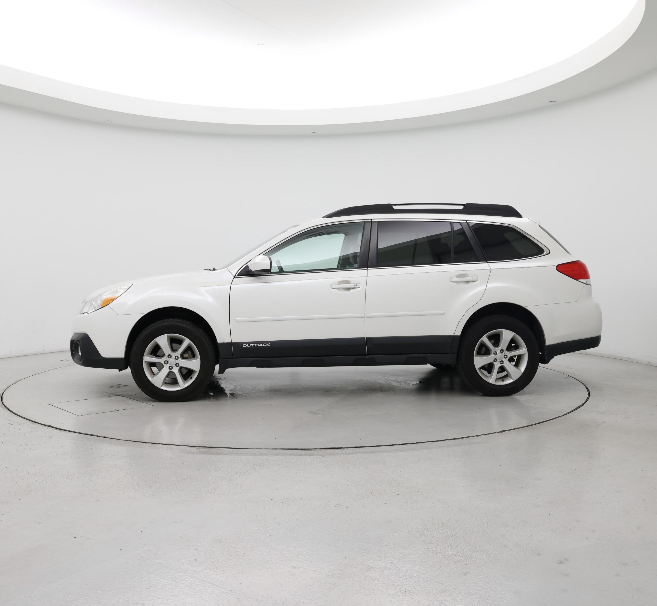 Thumbnail: 2013 Subaru Outback - 3